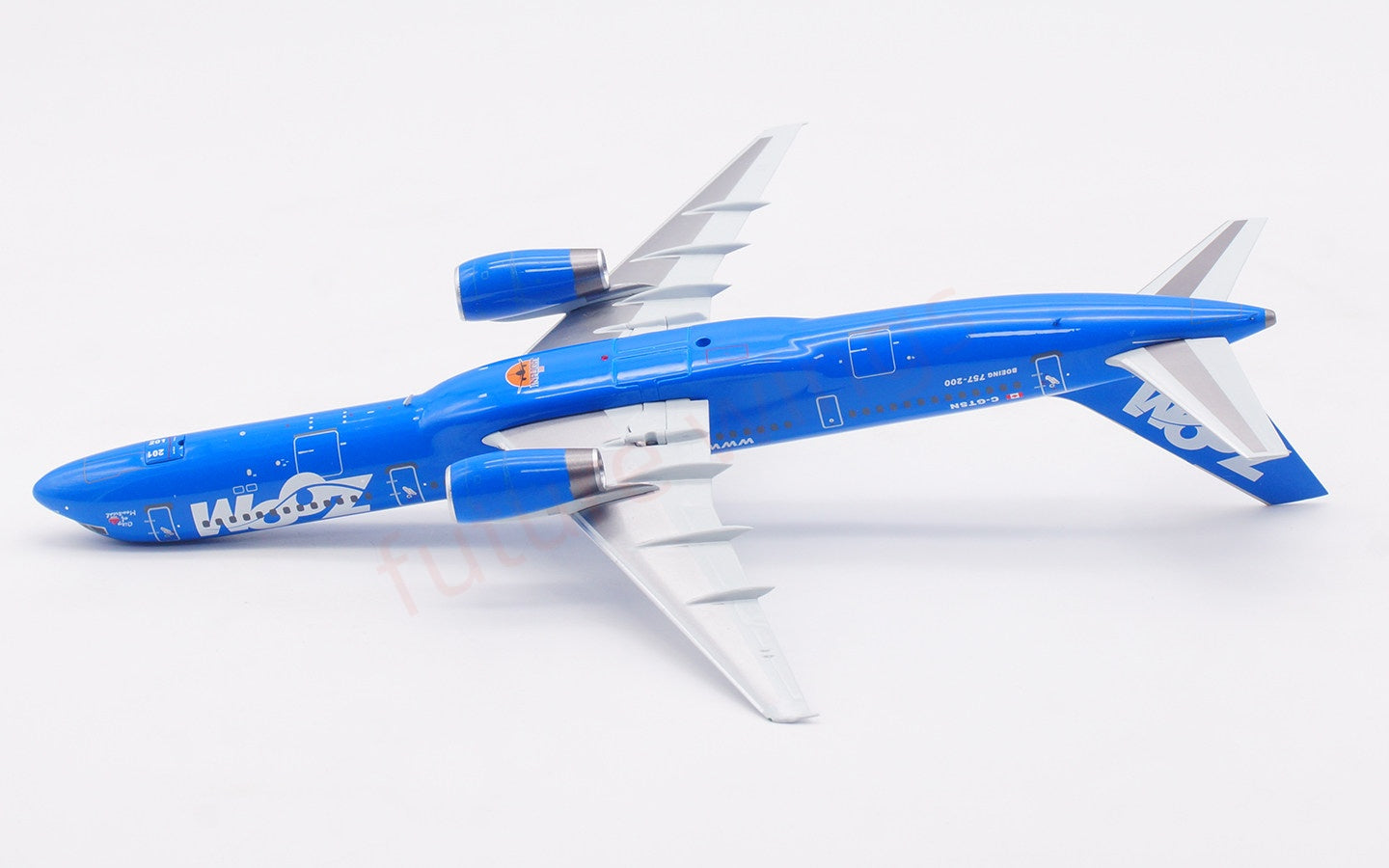 1:200 InFlight200 Zoom Airlines B757-200 C-GTSN Diecast Aircraft Model