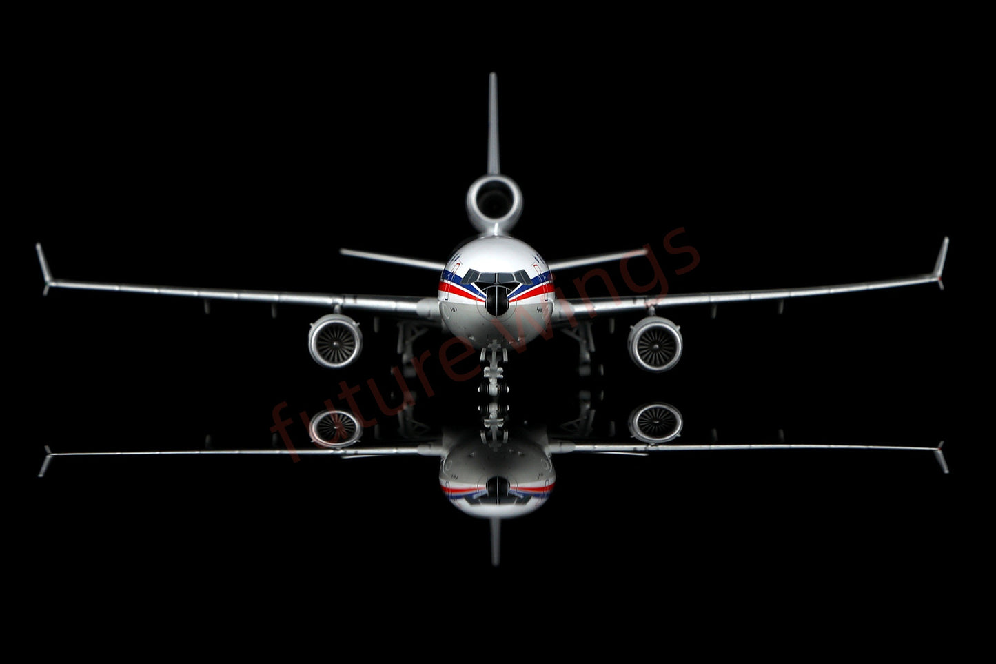 1:400 HX Models China Airlines MD-11 B-150 Aircraft Model+Free Tractor