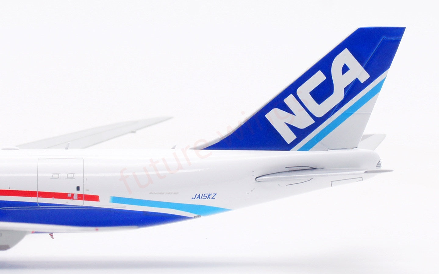 1:400 HX Models Nippon Cargo B747-8F JA15KZ Aircraft Model Free Tractor+Stand