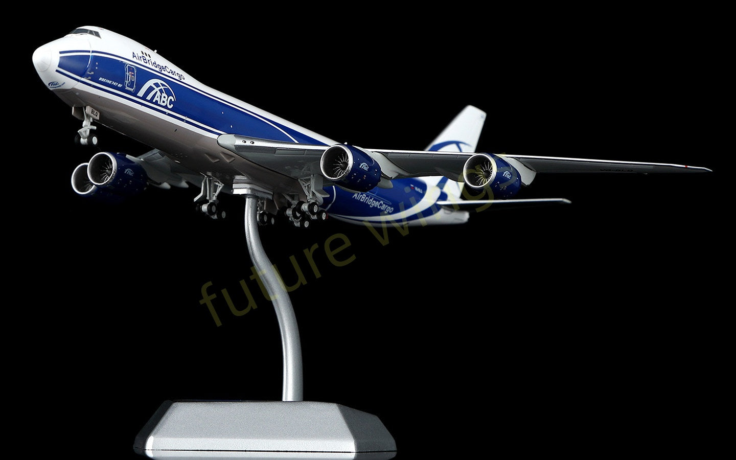 1:400 HX Models AirBridgeCargo B747-8F VQ-BLQ Aircraft Model Free Tractor+Stand