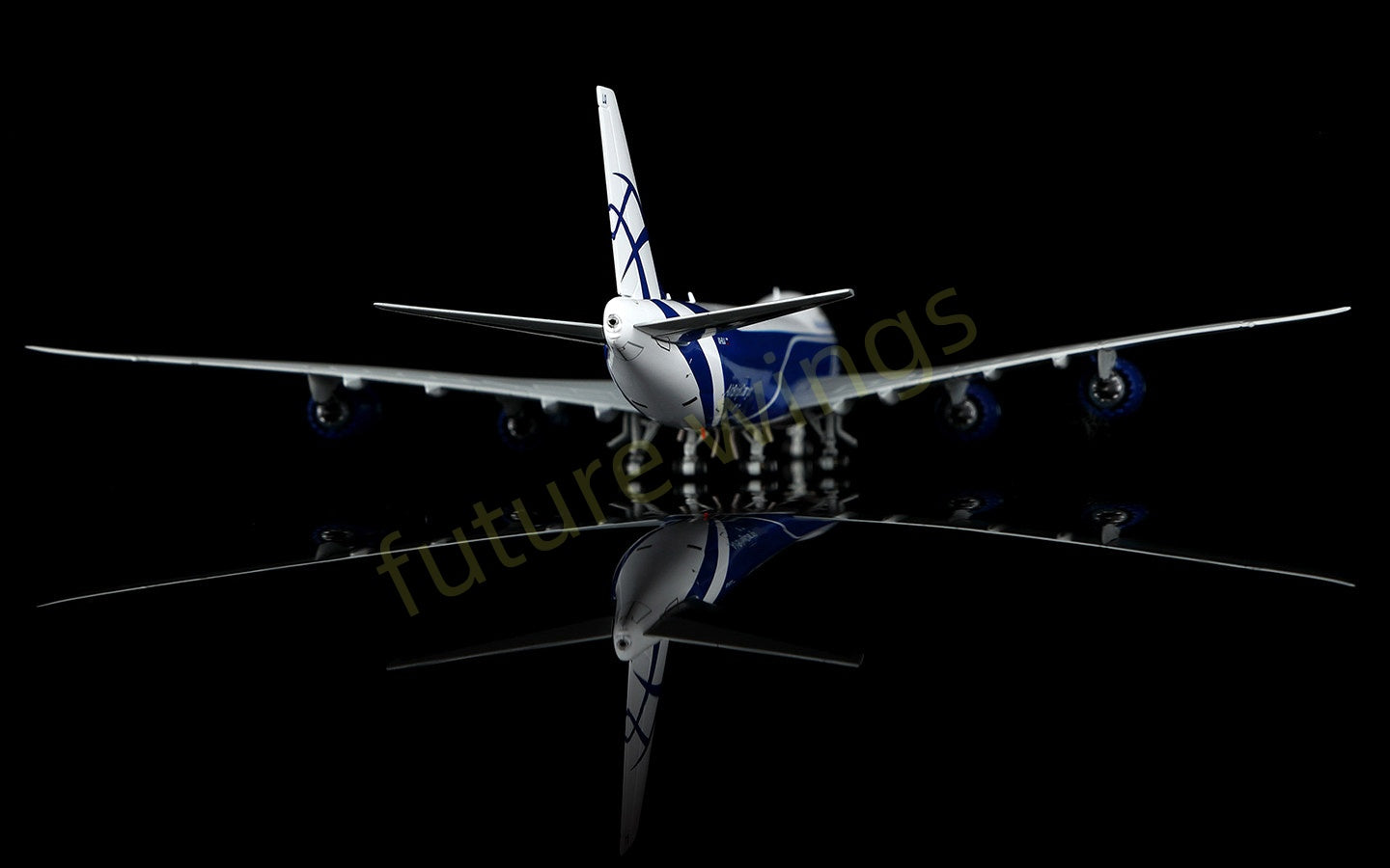 1:400 HX Models AirBridgeCargo B747-8F VQ-BLQ Aircraft Model Free Tractor+Stand