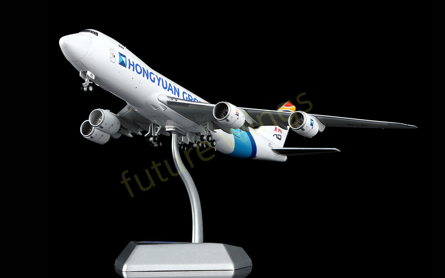 1:400 HX Models Hong Yuan Group B747-8F OE-LFC Aircraft Model Free Tractor+Stand