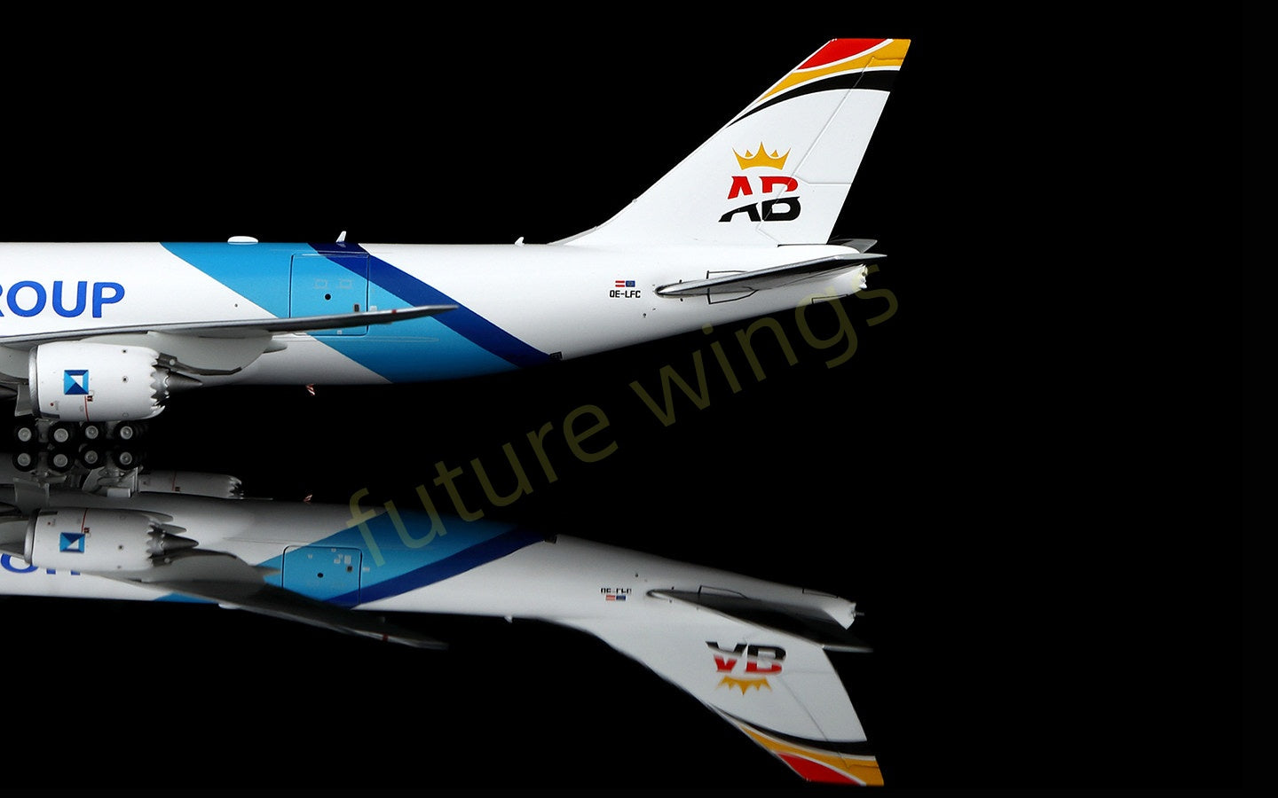 1:400 HX Models Hong Yuan Group B747-8F OE-LFC Aircraft Model Free Tractor+Stand
