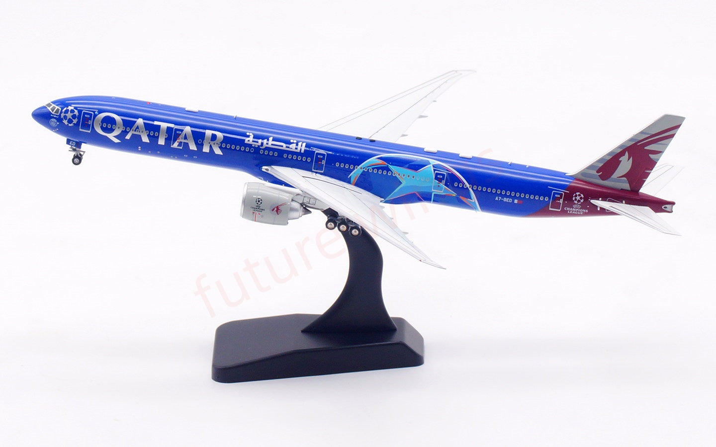1:400 Aviation400 Qatar Airways B777-300ER A7-BED Free Tractor+Stand