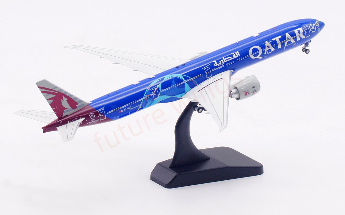 1:400 Aviation400 Qatar Airways B777-300ER A7-BED Free Tractor+Stand