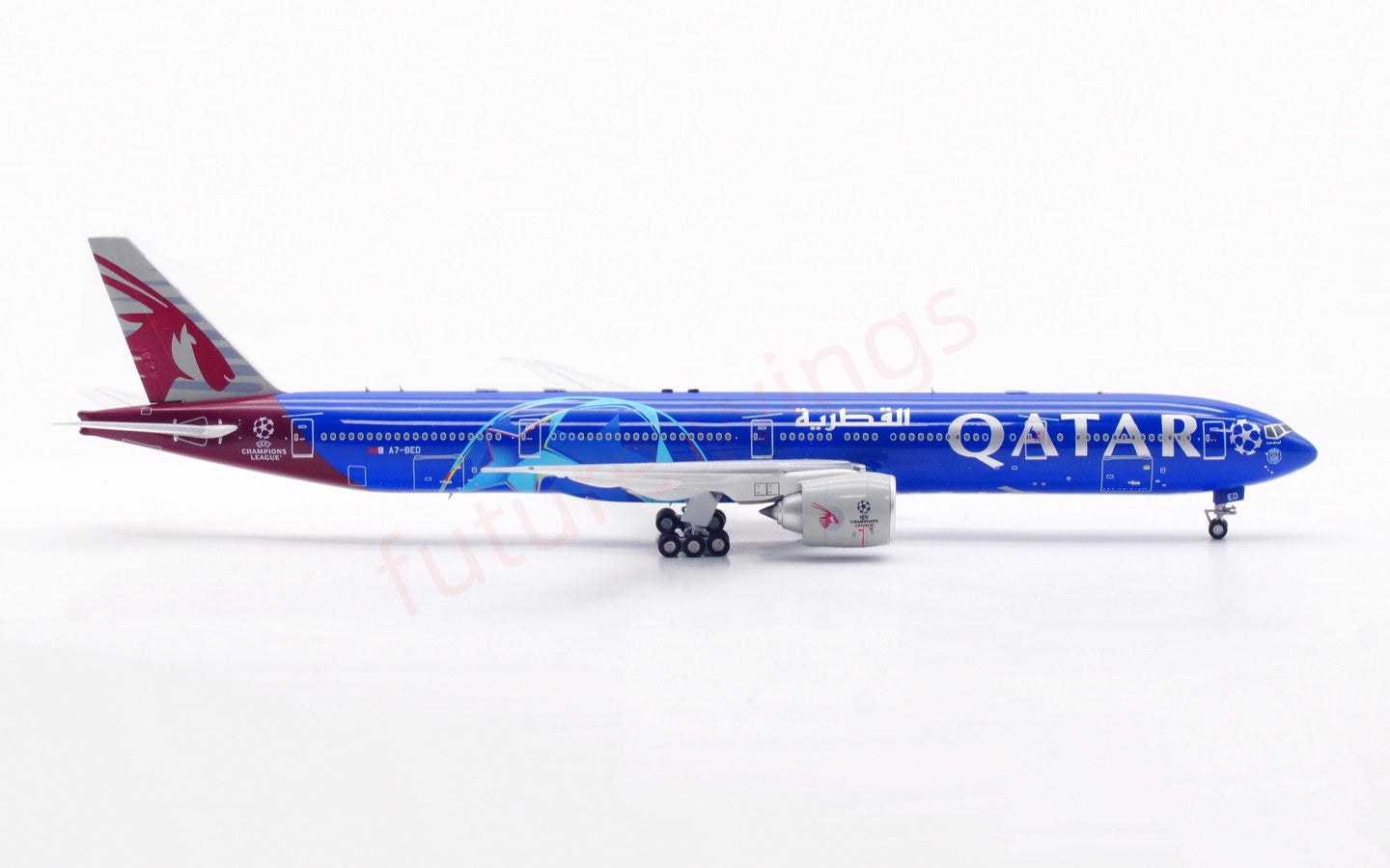 1:400 Aviation400 Qatar Airways B777-300ER A7-BED Free Tractor+Stand