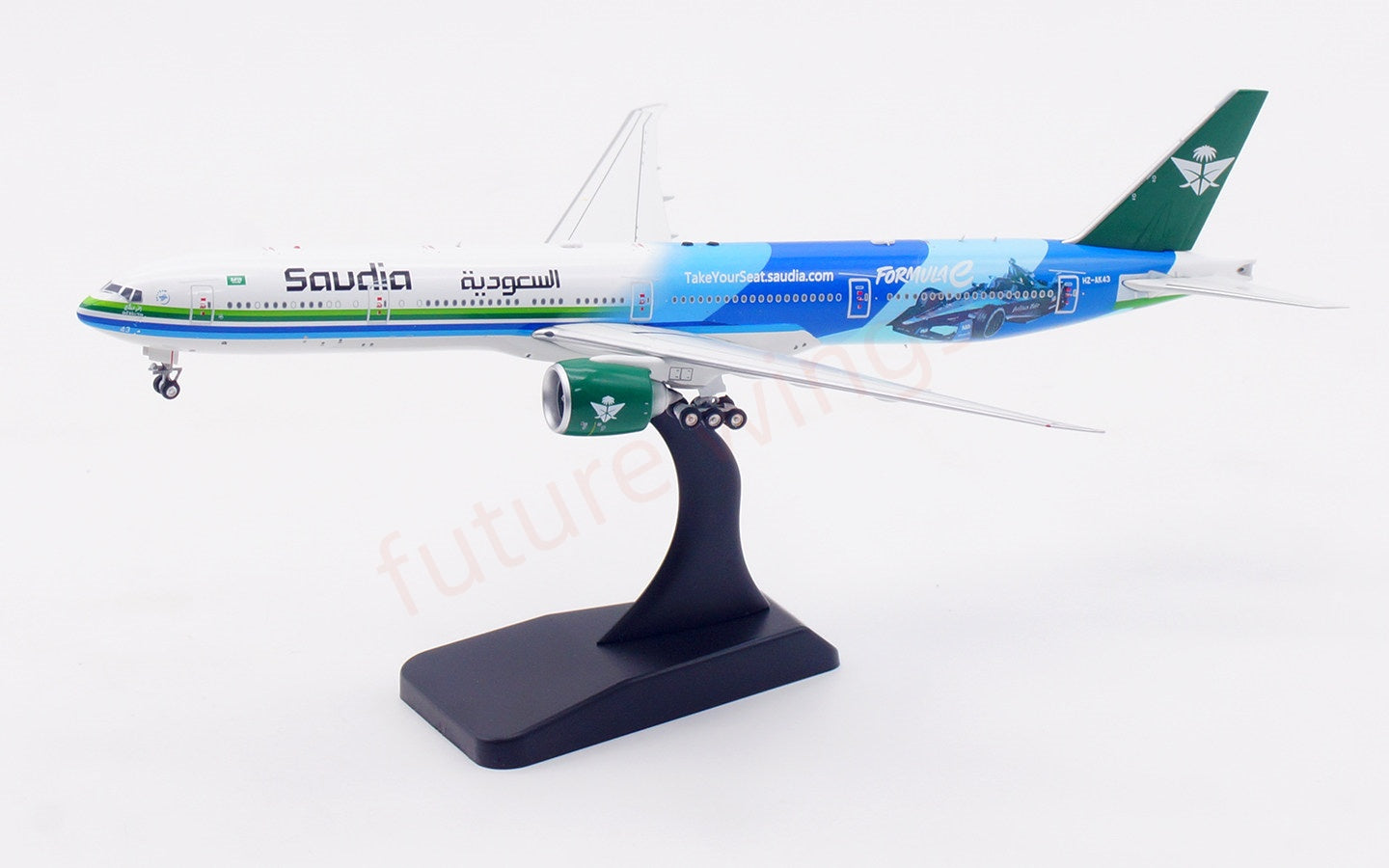 1:400 Aviation400 Saudia B777-300ER HZ-AK43 Free Tractor+Stand