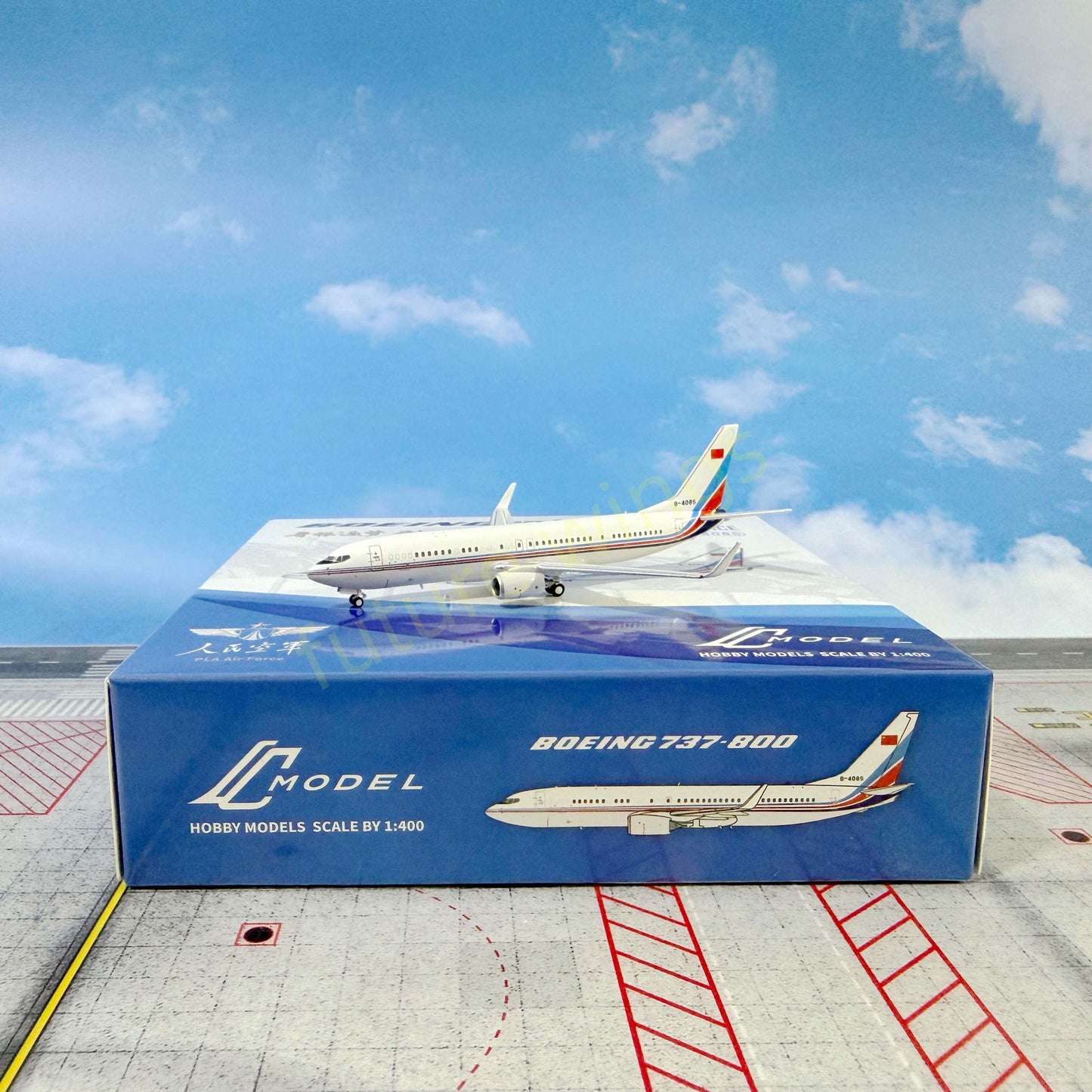 1:400 C MODEL China Air Force B737-800 B-4085 B-4086 Aircraft Model+Free Tractor