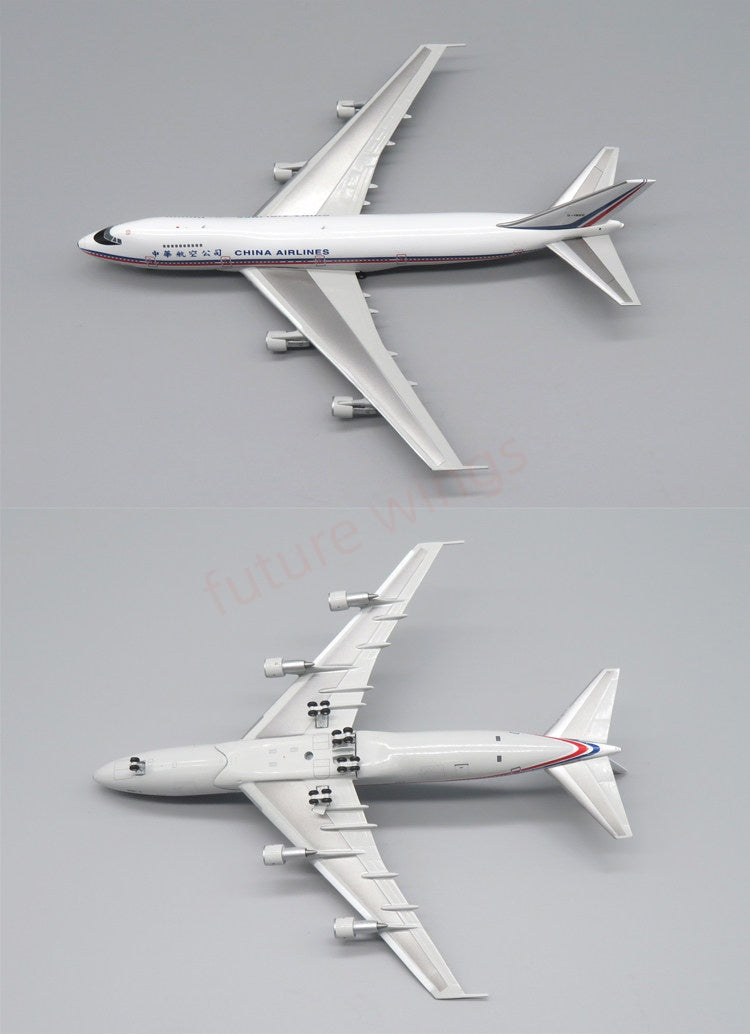 1:400 Apollo China Airlines B747-200B B-1866 Aircraft Model+Free Tractor