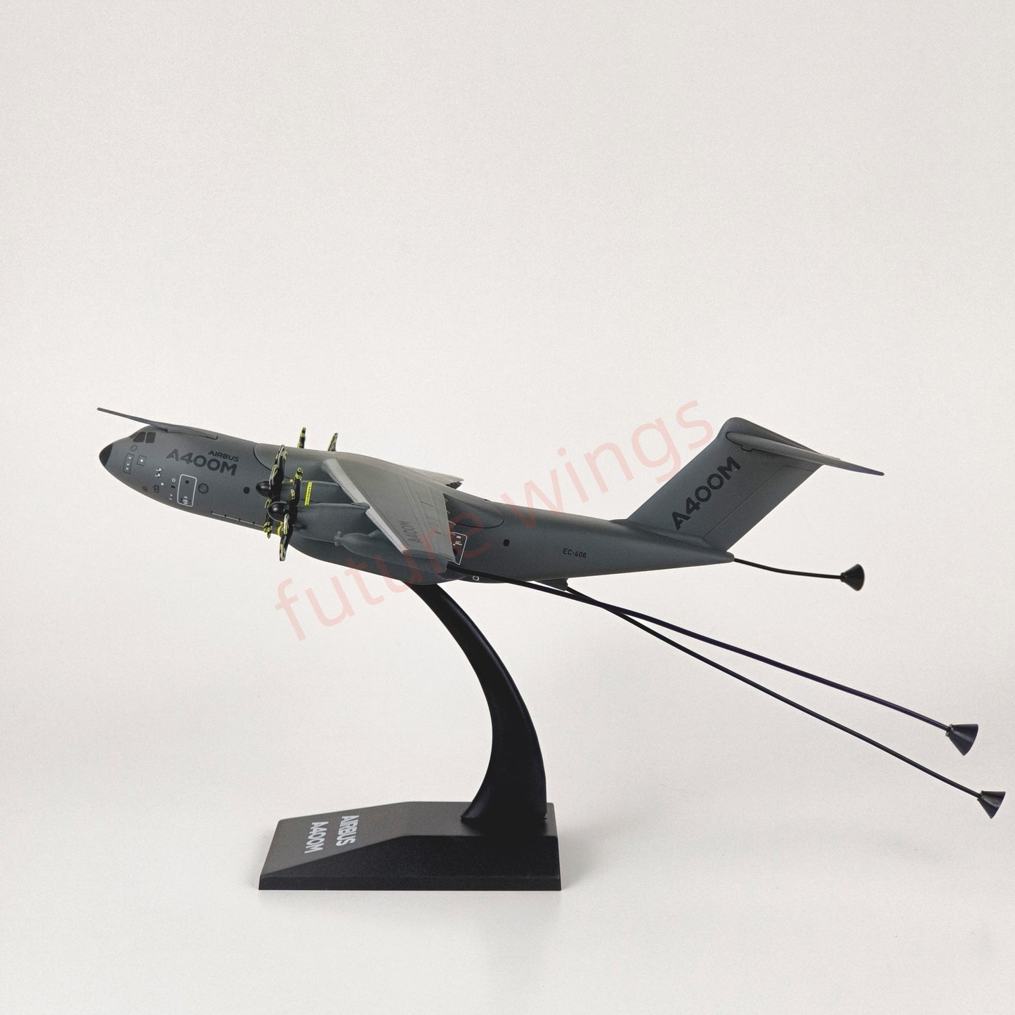 1:200 Aimo Wings A400M Transport Aircraft Model With Stand