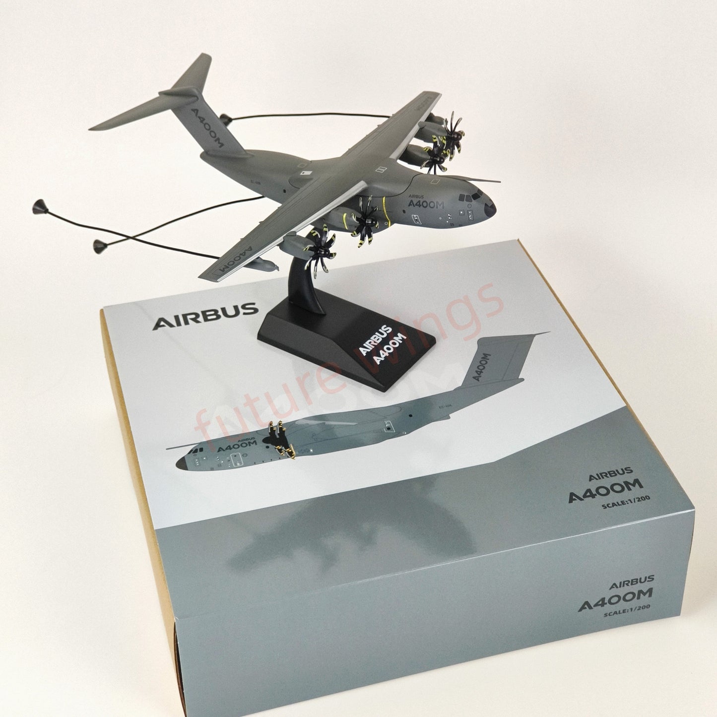 1:200 Aimo Wings A400M Transport Aircraft Model With Stand