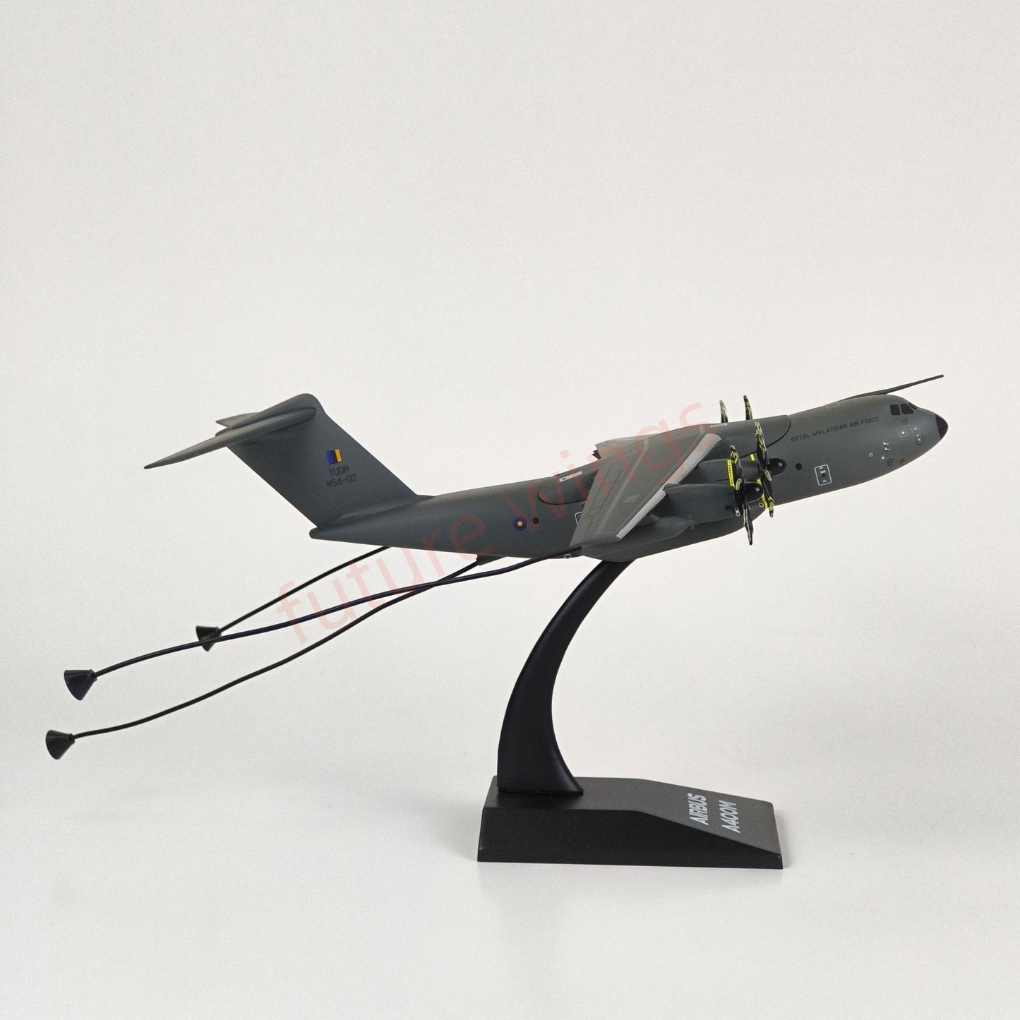 1:200 Aimo Wings A400M Transport Aircraft Model With Stand