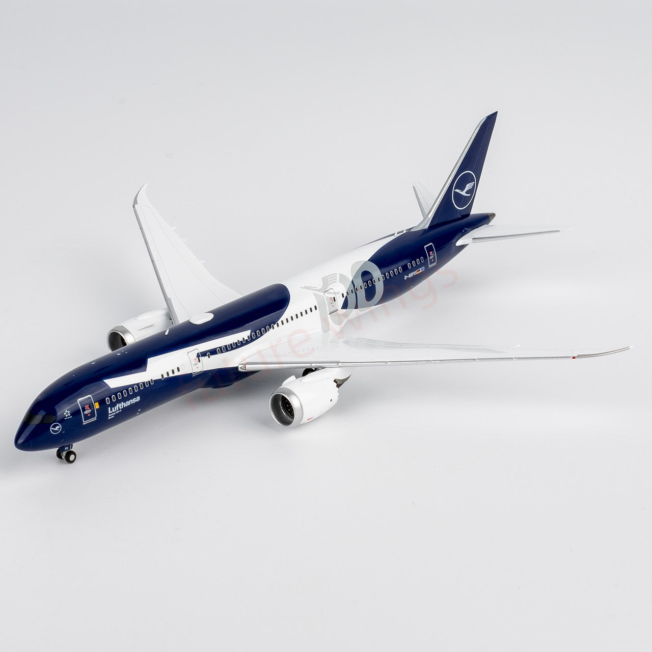 1:400 NG Models NG 55153 Lufthansa Airlines B787-9 D-ABPU "100Years" +Free Tractor
