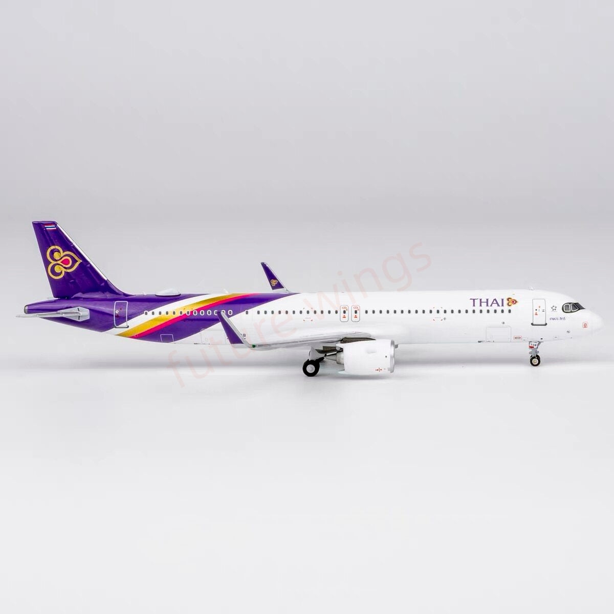 1:400 NG Models NG13150 Thai Airways A321neo HS-TOB Aircraft Model+Free Tractor