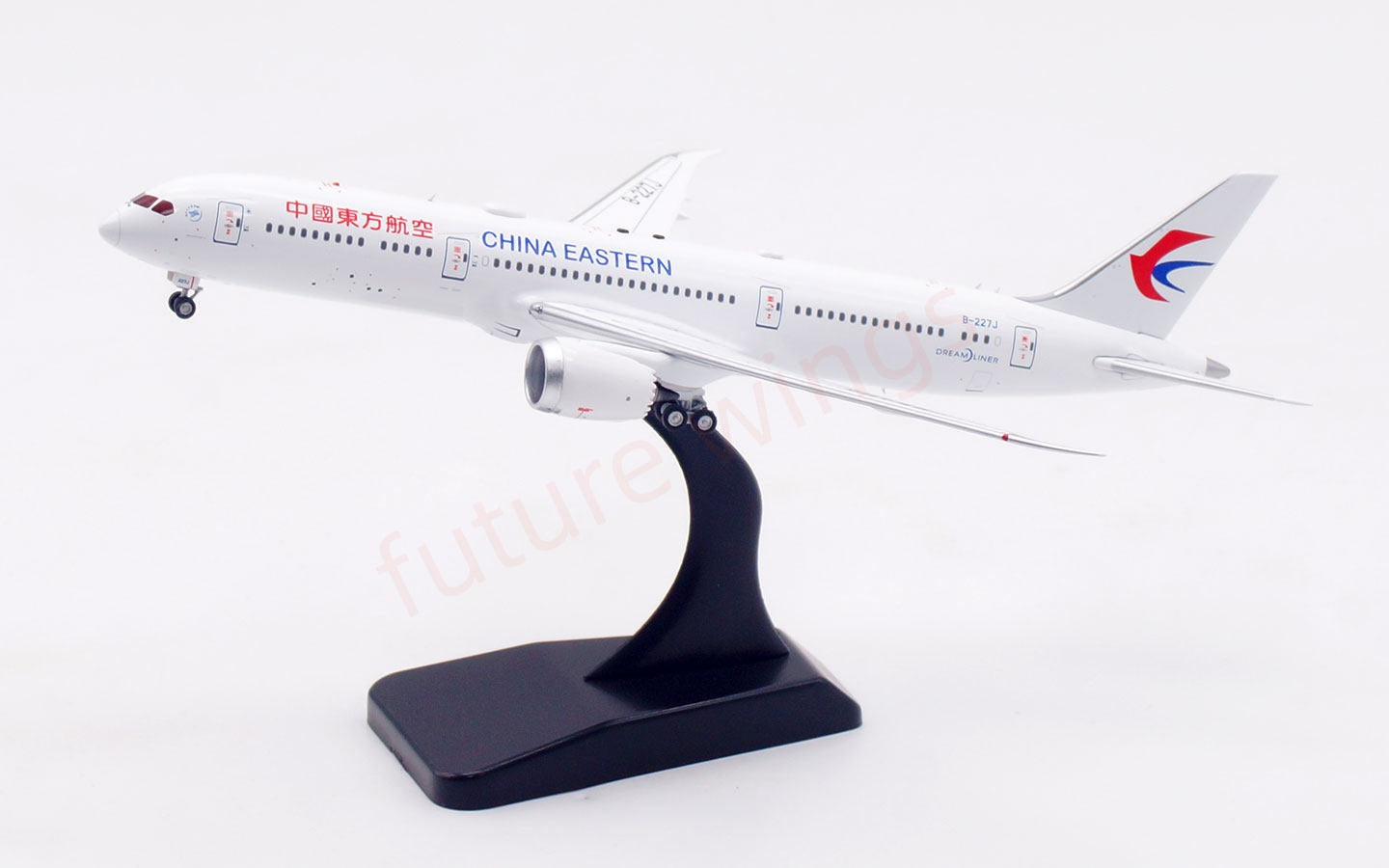 1:400 Aviation400 China Eastern Airlines B787-9 B-227J Free Tractor +Stand
