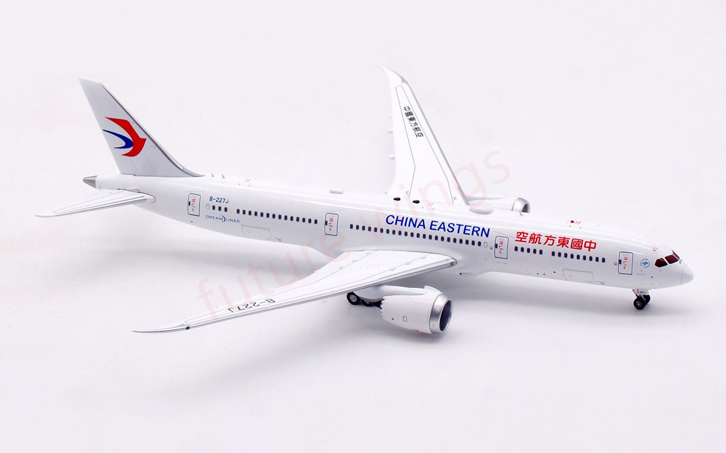 1:400 Aviation400 China Eastern Airlines B787-9 B-227J Free Tractor +Stand