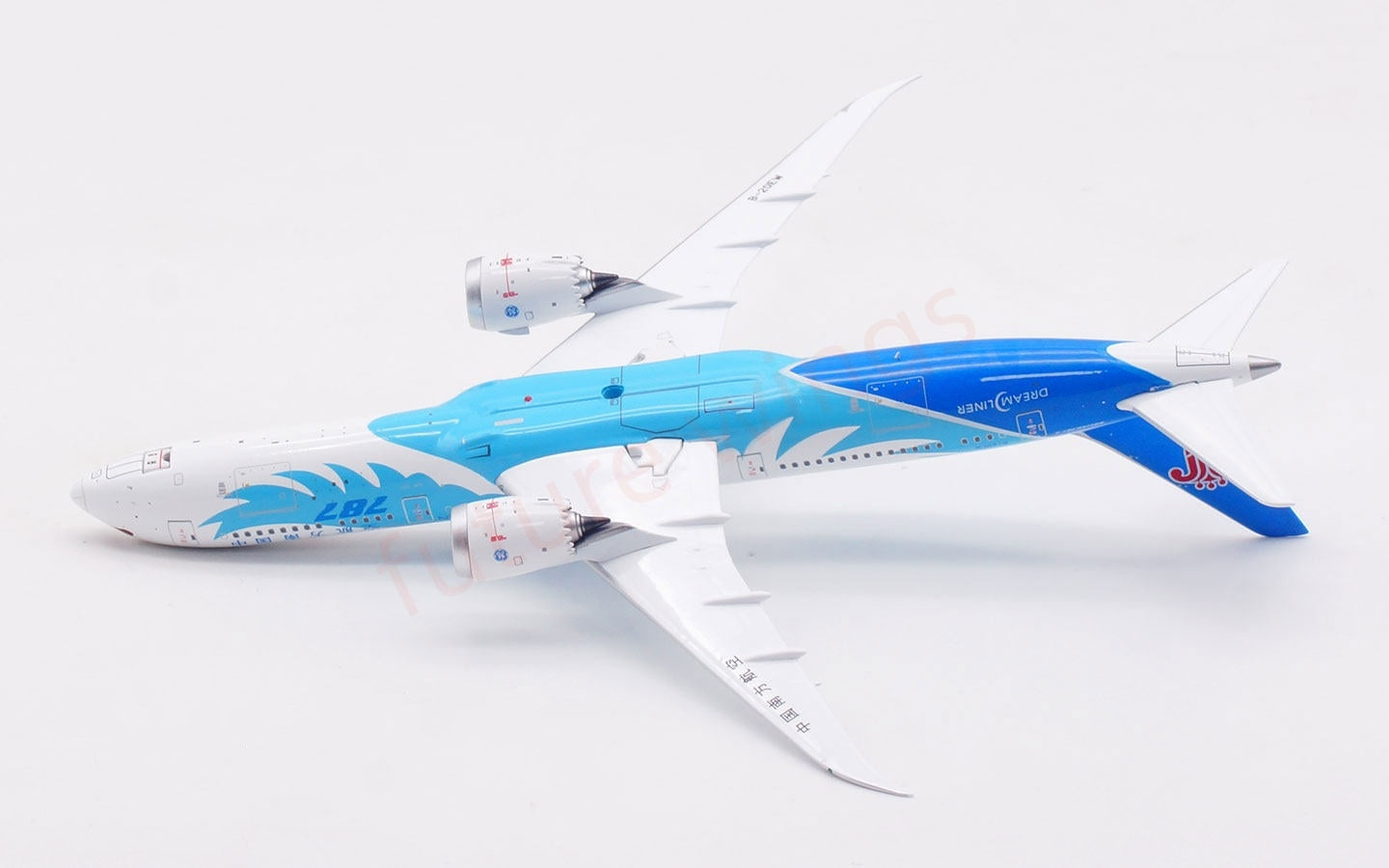 1:400 Aviation400 China Southern Airlines B787-9 B-20EW Free Tractor +Stand