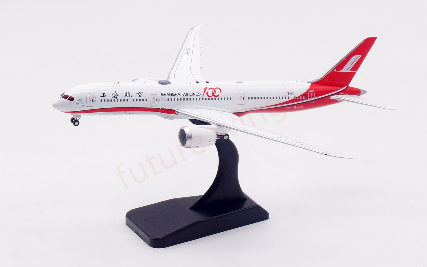 1:400 Aviation400 ShangHai Airlines B787-9 B-1111 Free Tractor +Stand