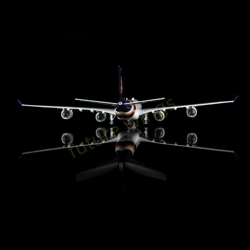 1:400 YY Wings Thai Airways A340-600 HS-TNA Aircraft Model+Free Tractor