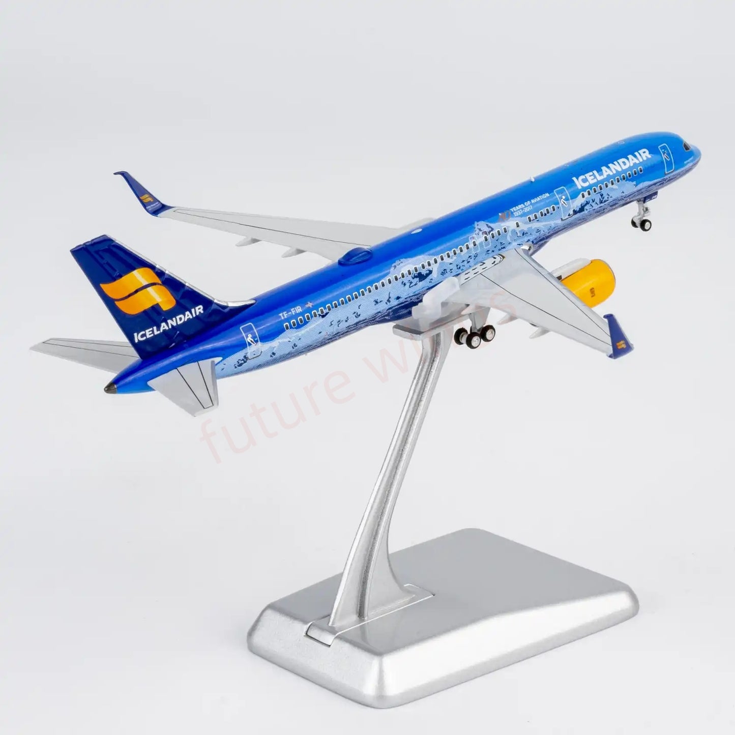 1:400 NG Models NG53212 Iceland Air B757-200 TF-FIR Aircraft Model+Free Tractor "Luxury Package"