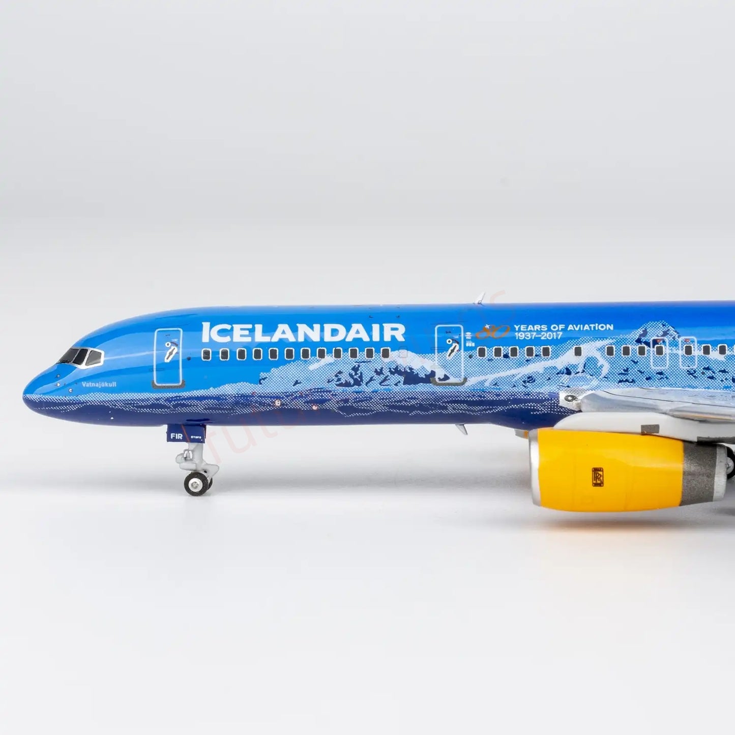 1:400 NG Models NG53214 Iceland Air B757-200 TF-FIR  Aircraft Model+Free Tractor