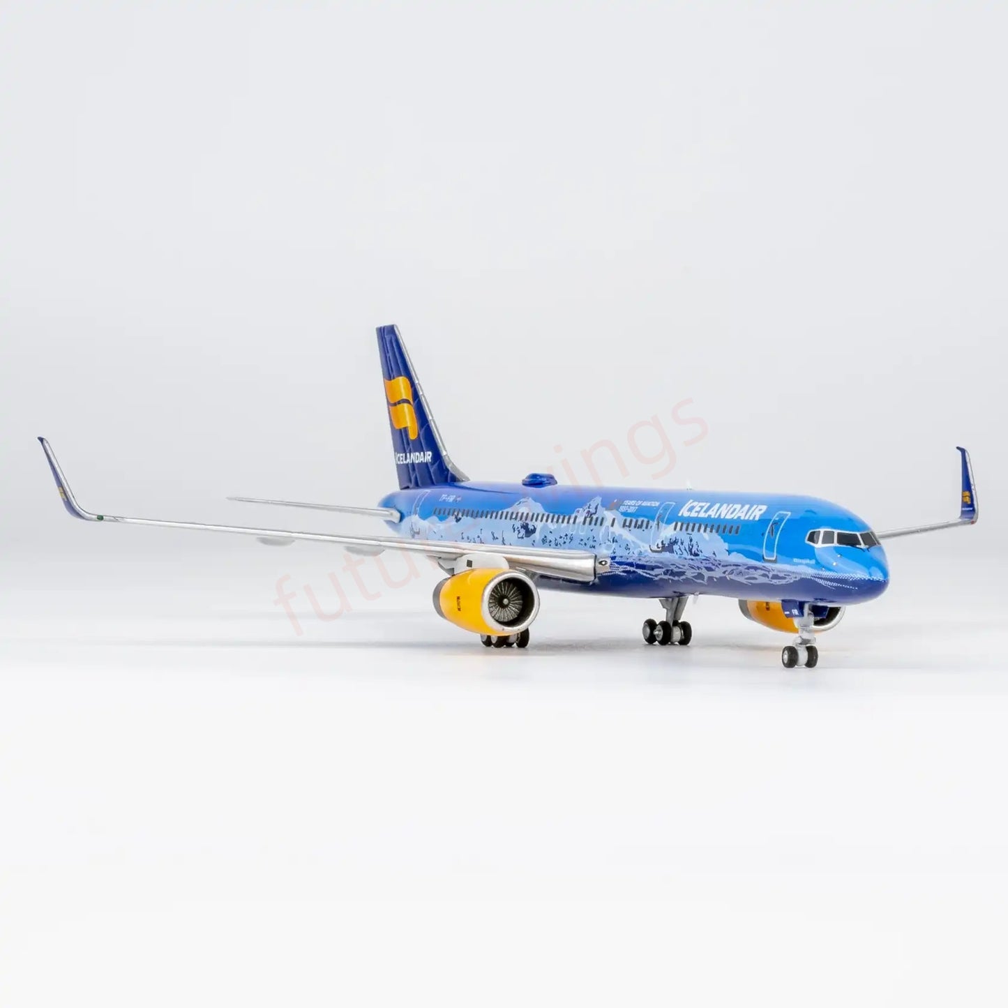 1:400 NG Models NG53212 Iceland Air B757-200 TF-FIR Aircraft Model+Free Tractor "Luxury Package"