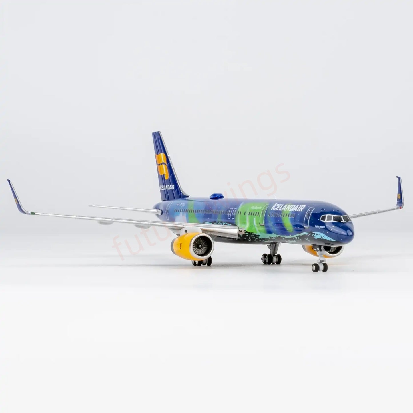 1:400 NG Models NG53213 Iceland Air B757-200 TF-FIU Aircraft Model+Free Tractor
