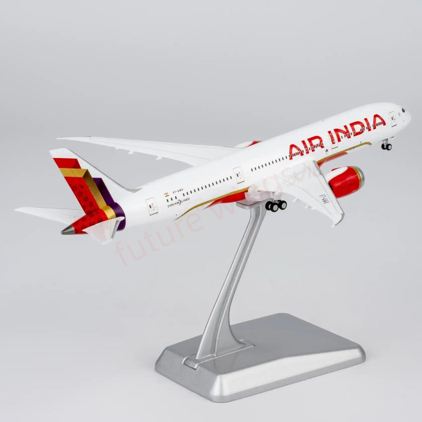 1:400 NG Models NG55155 Air India B787-9 VT-AWA Aircraft Model+Free Tractor  "Luxury Package"