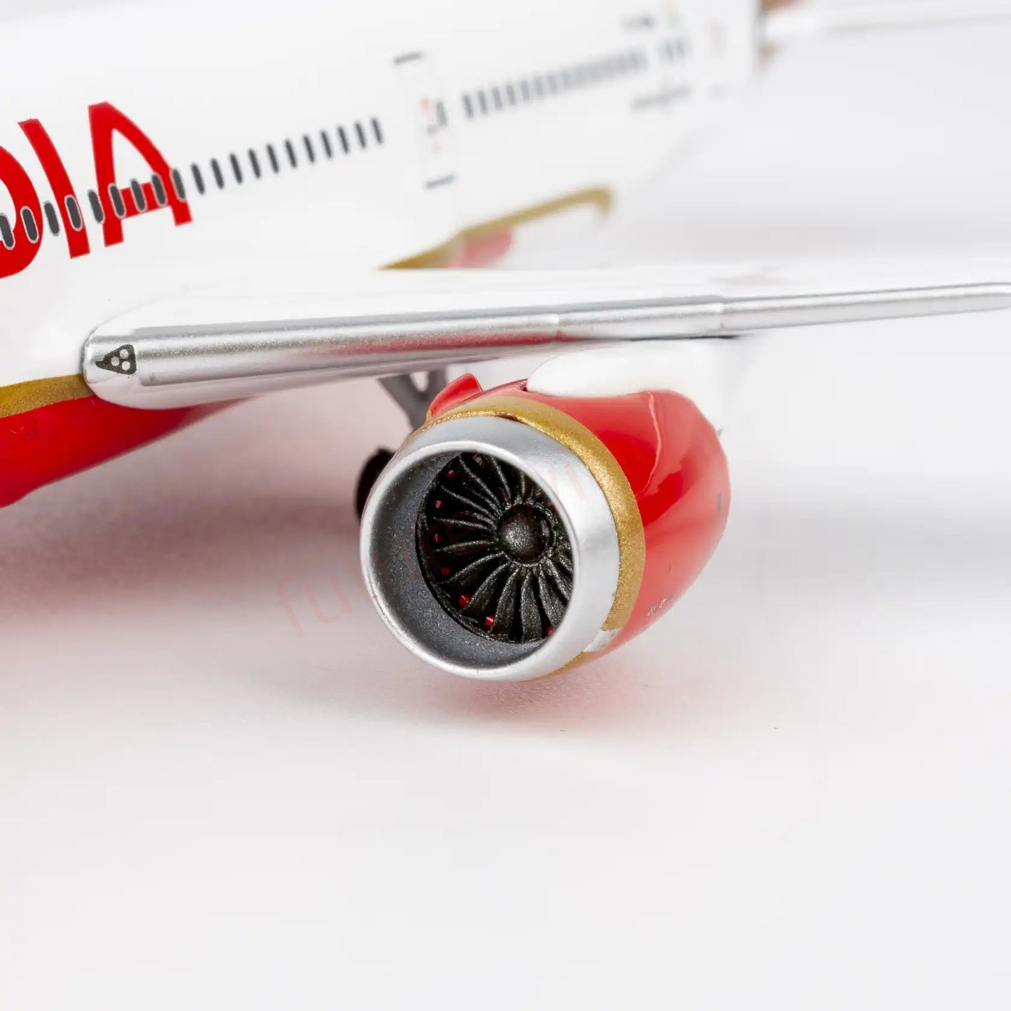1:400 NG Models NG55155 Air India B787-9 VT-AWA Aircraft Model+Free Tractor  "Luxury Package"