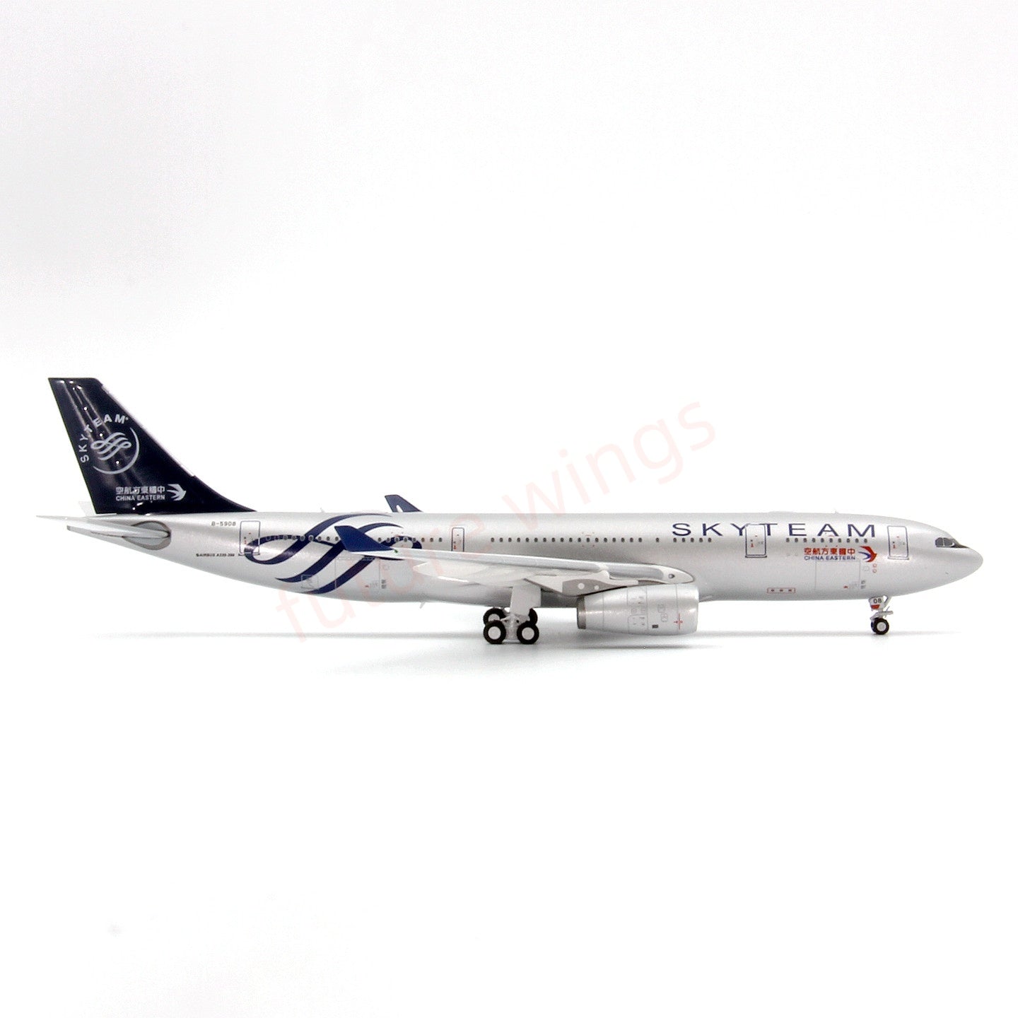 1:400 GeminiStar China Eastern Airlines A330-200 B-5908 Aircraft Model+Free Tractor