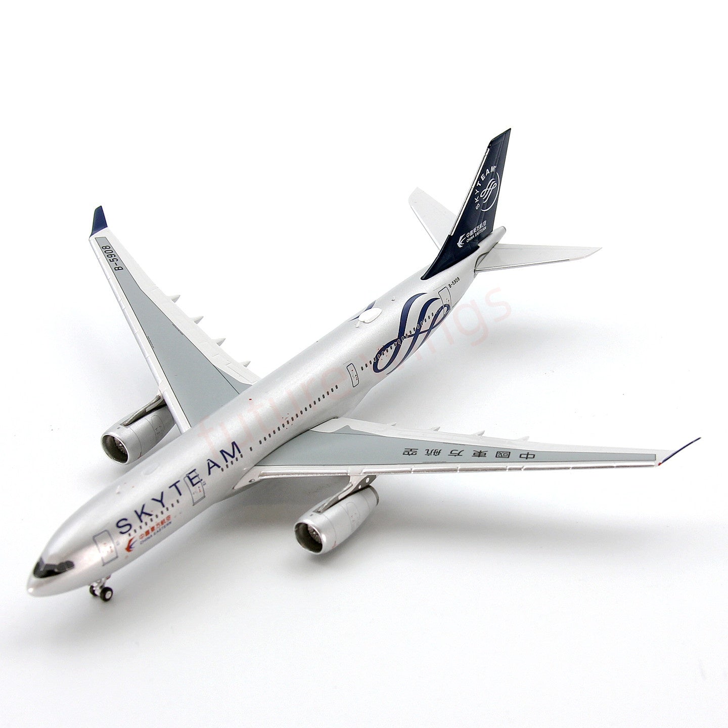 1:400 GeminiStar China Eastern Airlines A330-200 B-5908 Aircraft Model+Free Tractor