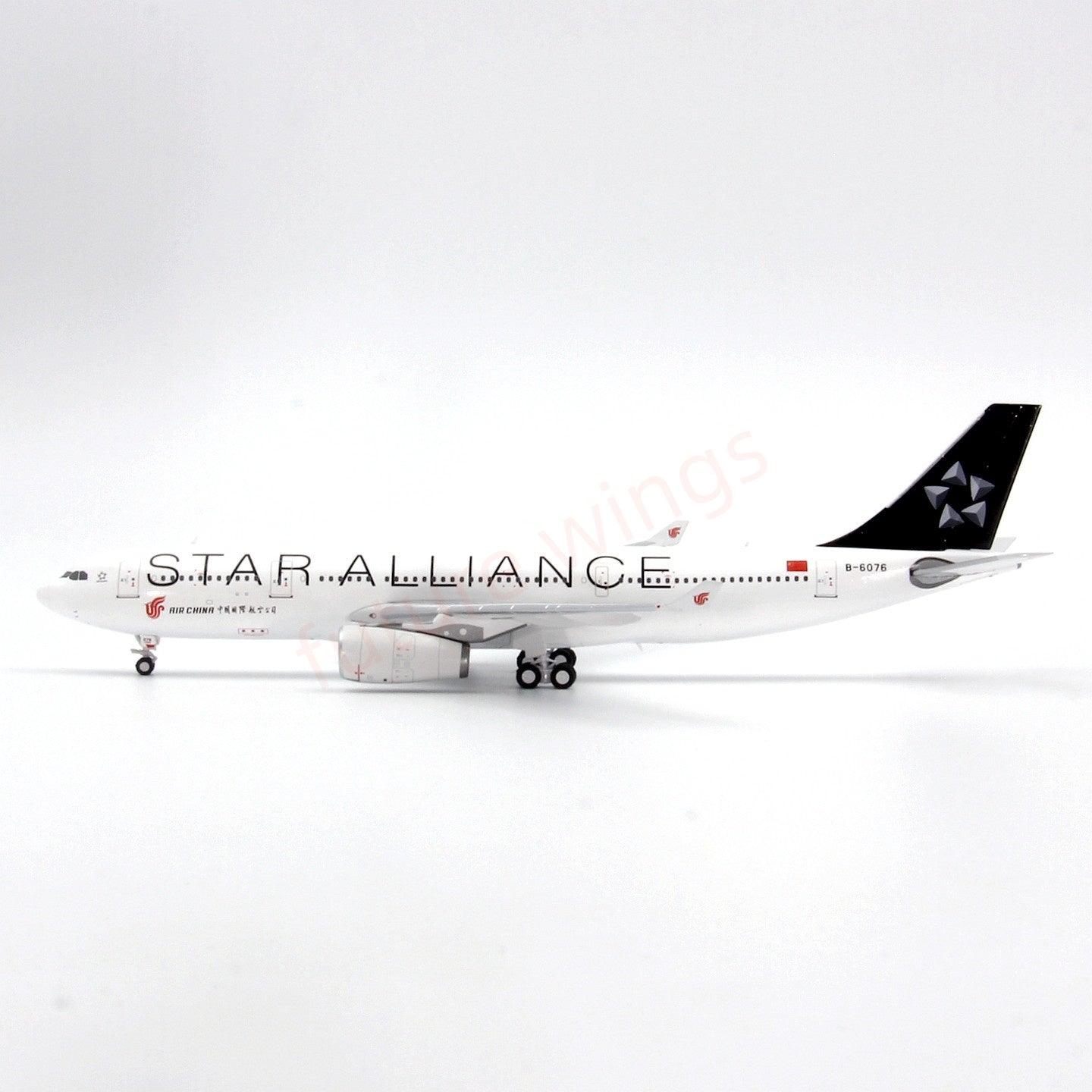 1:400 GeminiStar Air China A330-200 B-6076 Aircraft Model+Free Tractor
