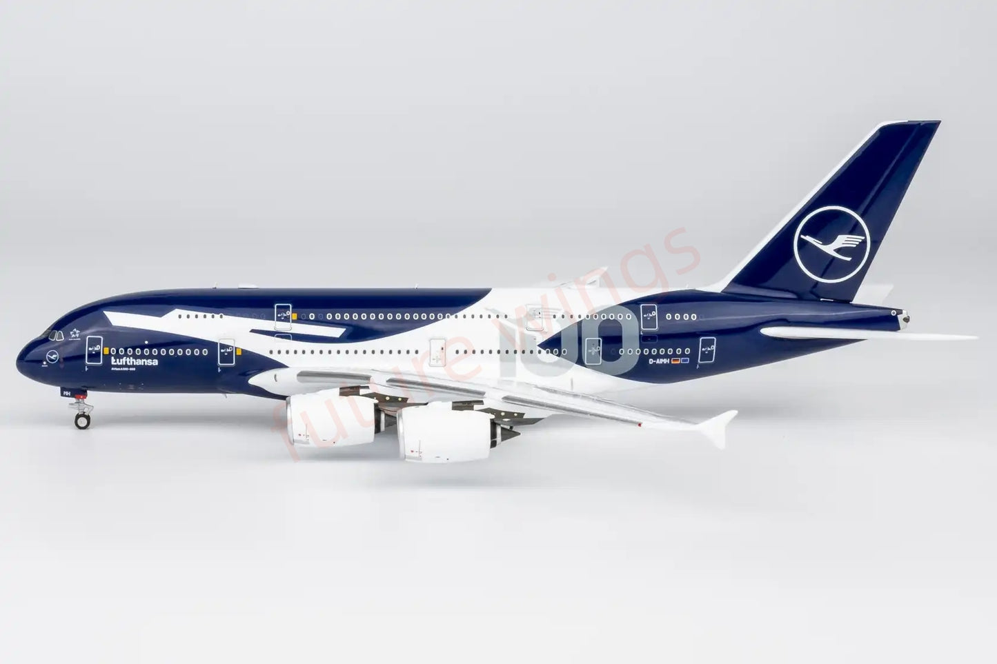 1:400 NG Models NG38001 Lufthansa Airlines A380-800 D-AIMH "Luxury Package"+Free Tractor
