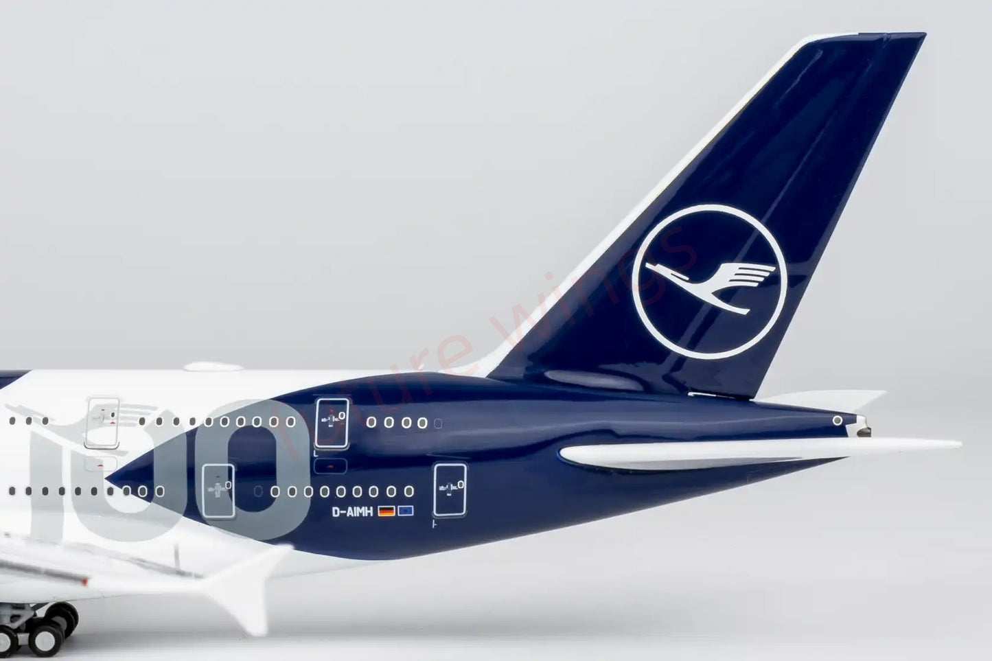 1:400 NG Models NG38002 Lufthansa Airlines A380-800 D-AIMH  "100years" +Free Tractor