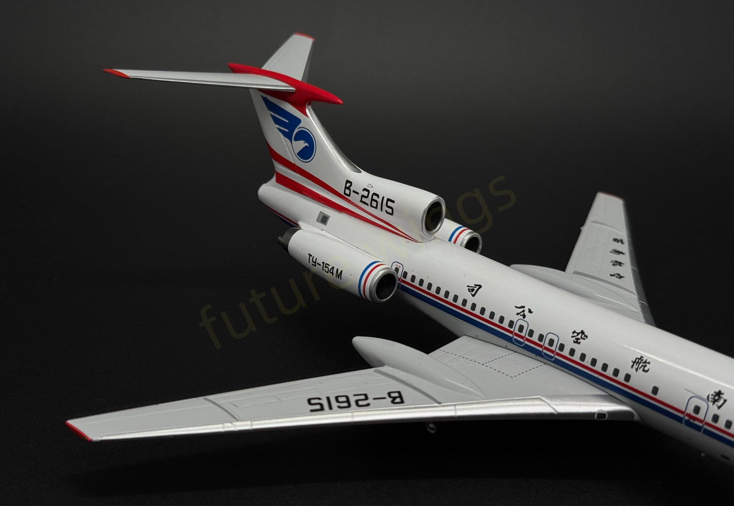 1:200 KJ Models(JC Wings) China Southwest Airlines Tupolev Tu-154M B-2615 Diecast Aircraft Model