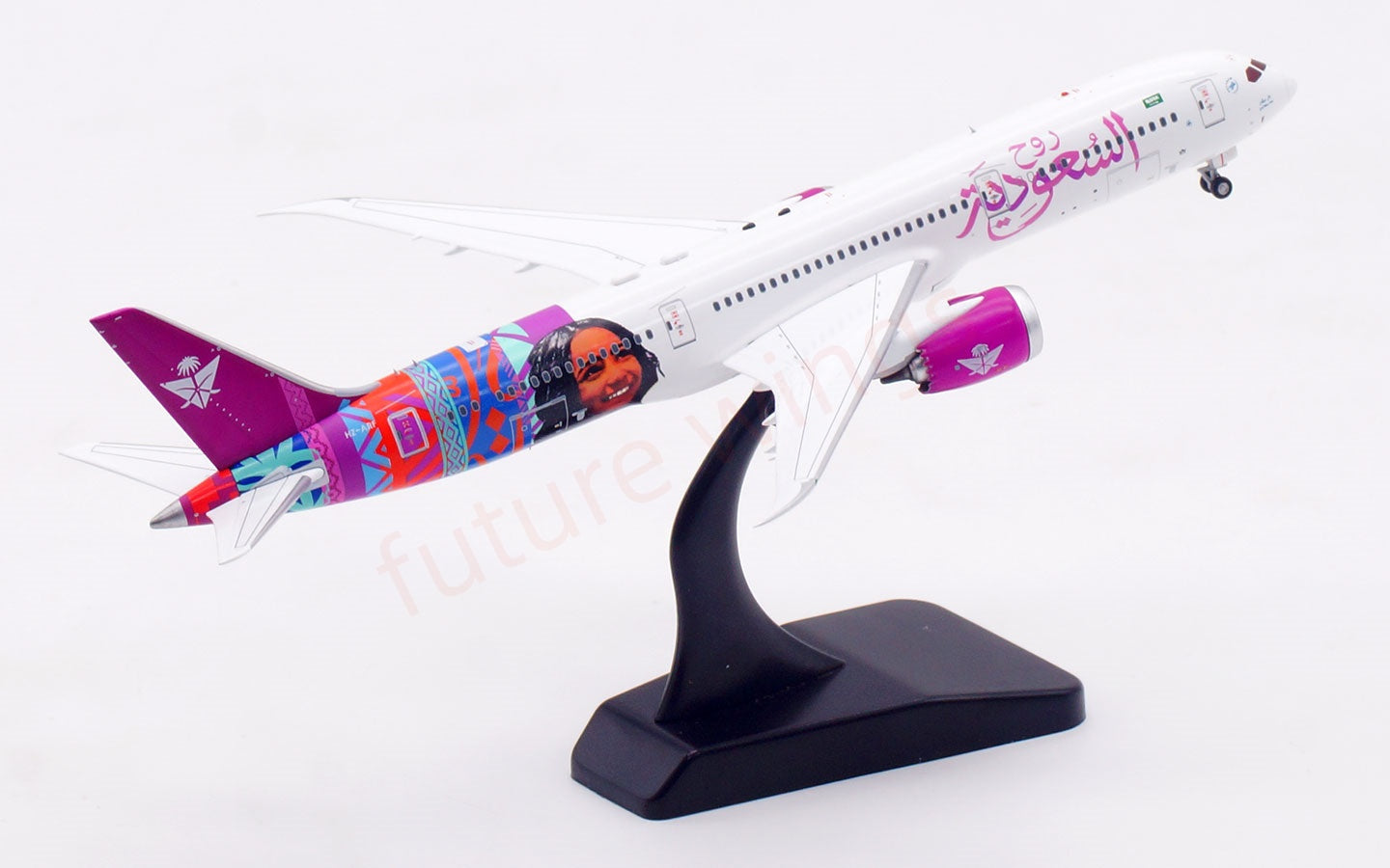 1:400 Aviation400 Saudi B787-9 HZ-ARF Aircraft Model Free Tractor +Stand