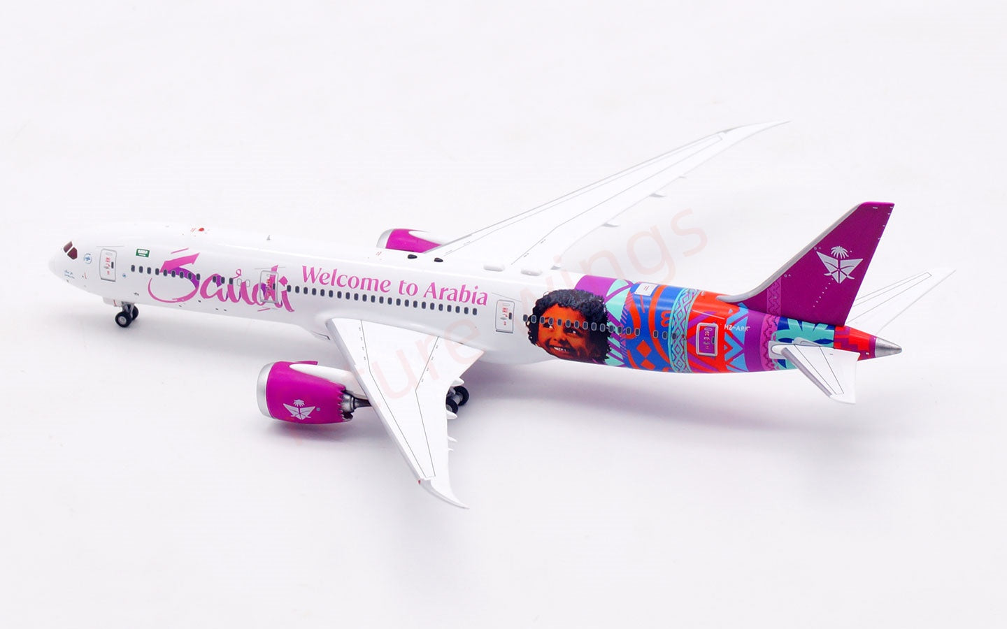 1:400 Aviation400 Saudi B787-9 HZ-ARF Aircraft Model Free Tractor +Stand