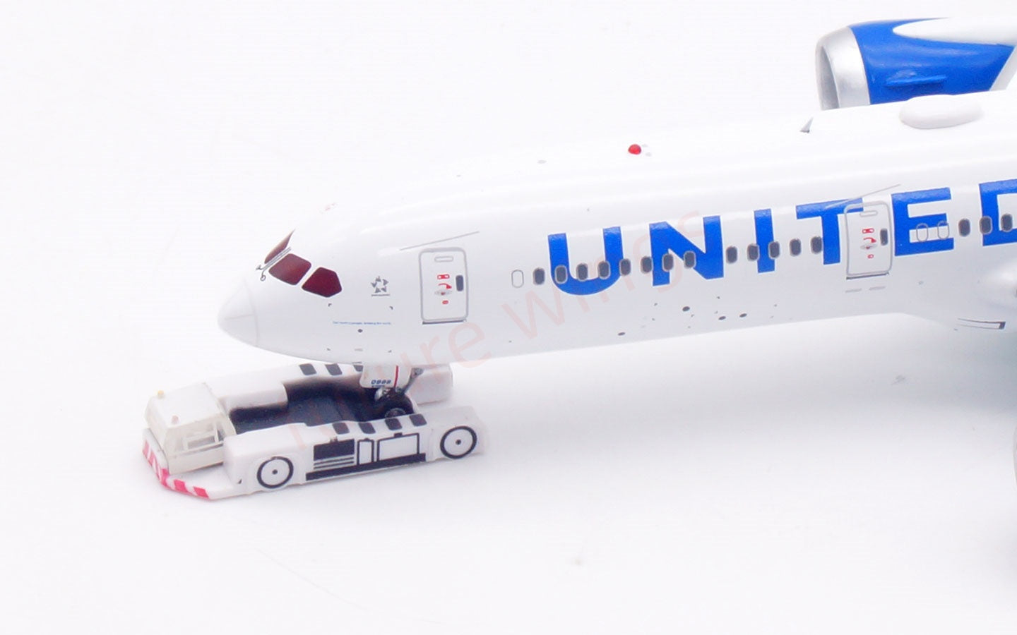 1:400 Aviation400 United Airlines B787-9 N24988 Aircraft Model Free Tractor +Stand