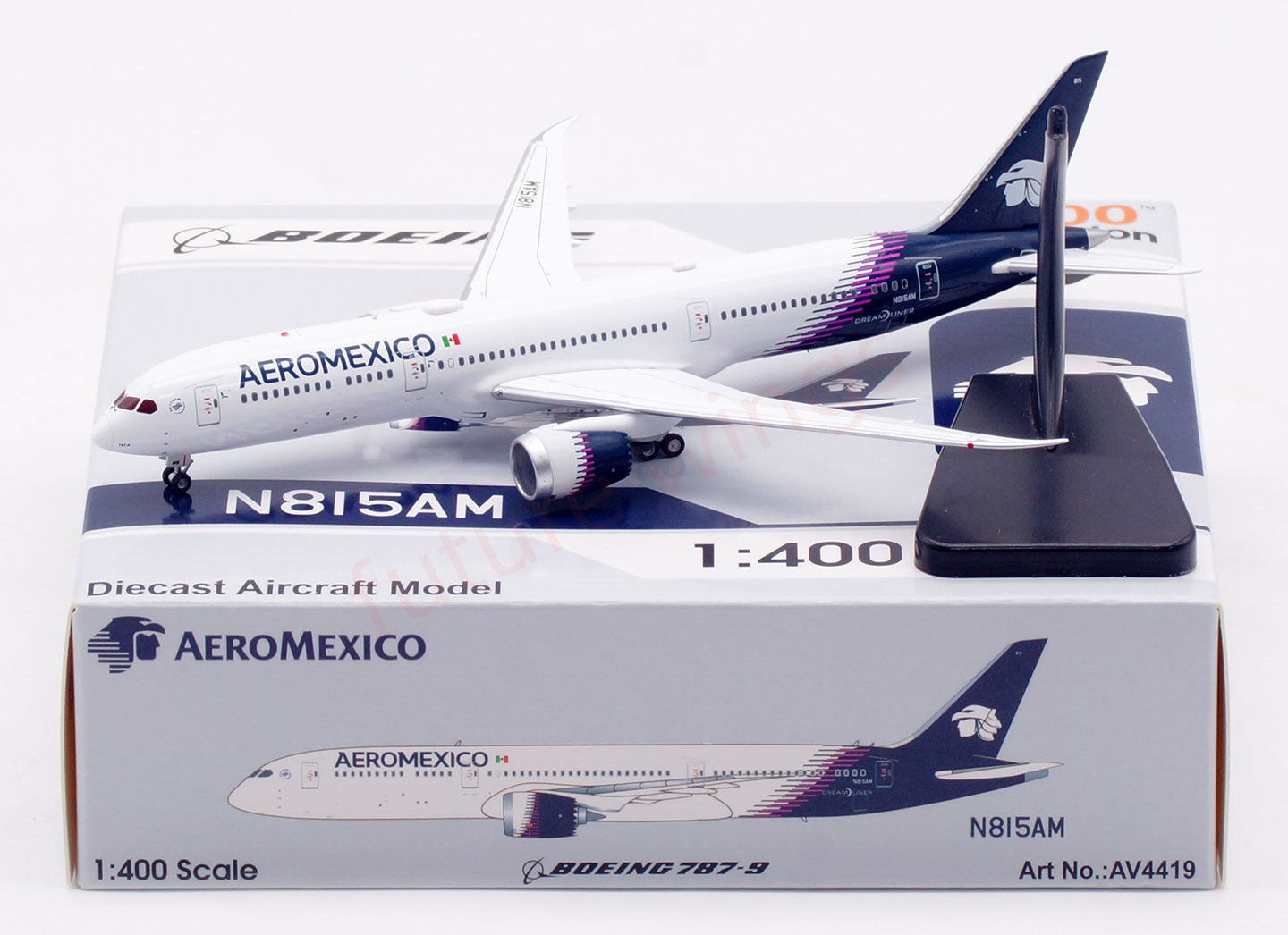 1:400 Aviation400 AeroMexico B787-9 N815AM Aircraft Model Free Tractor +Stand
