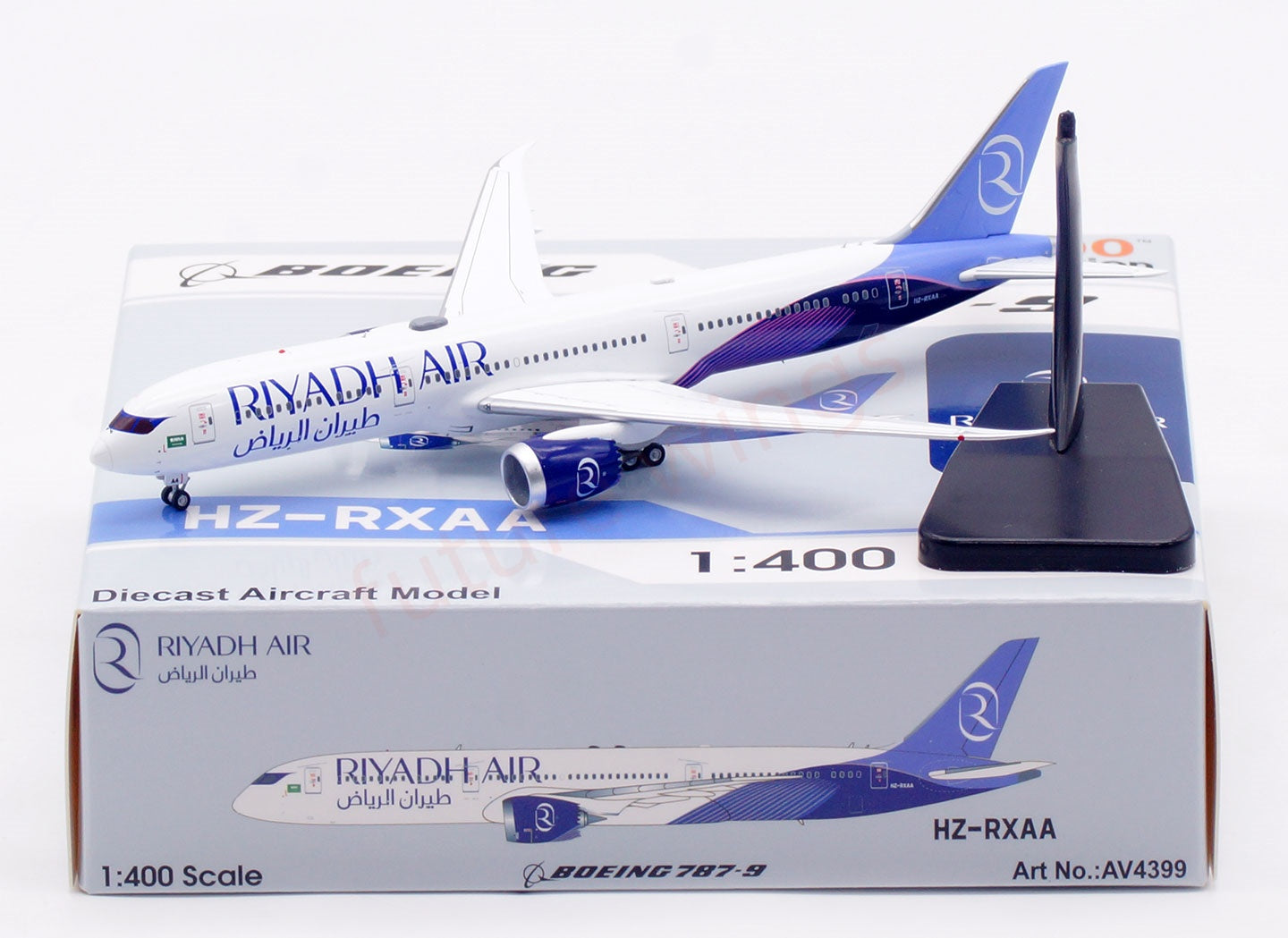 1:400 Aviation400 Riyadh Air B787-9 HZ-RXAA Aircraft Model Free Tractor +Stand
