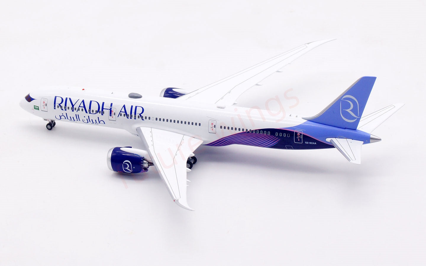 1:400 Aviation400 Riyadh Air B787-9 HZ-RXAA Aircraft Model Free Tractor +Stand