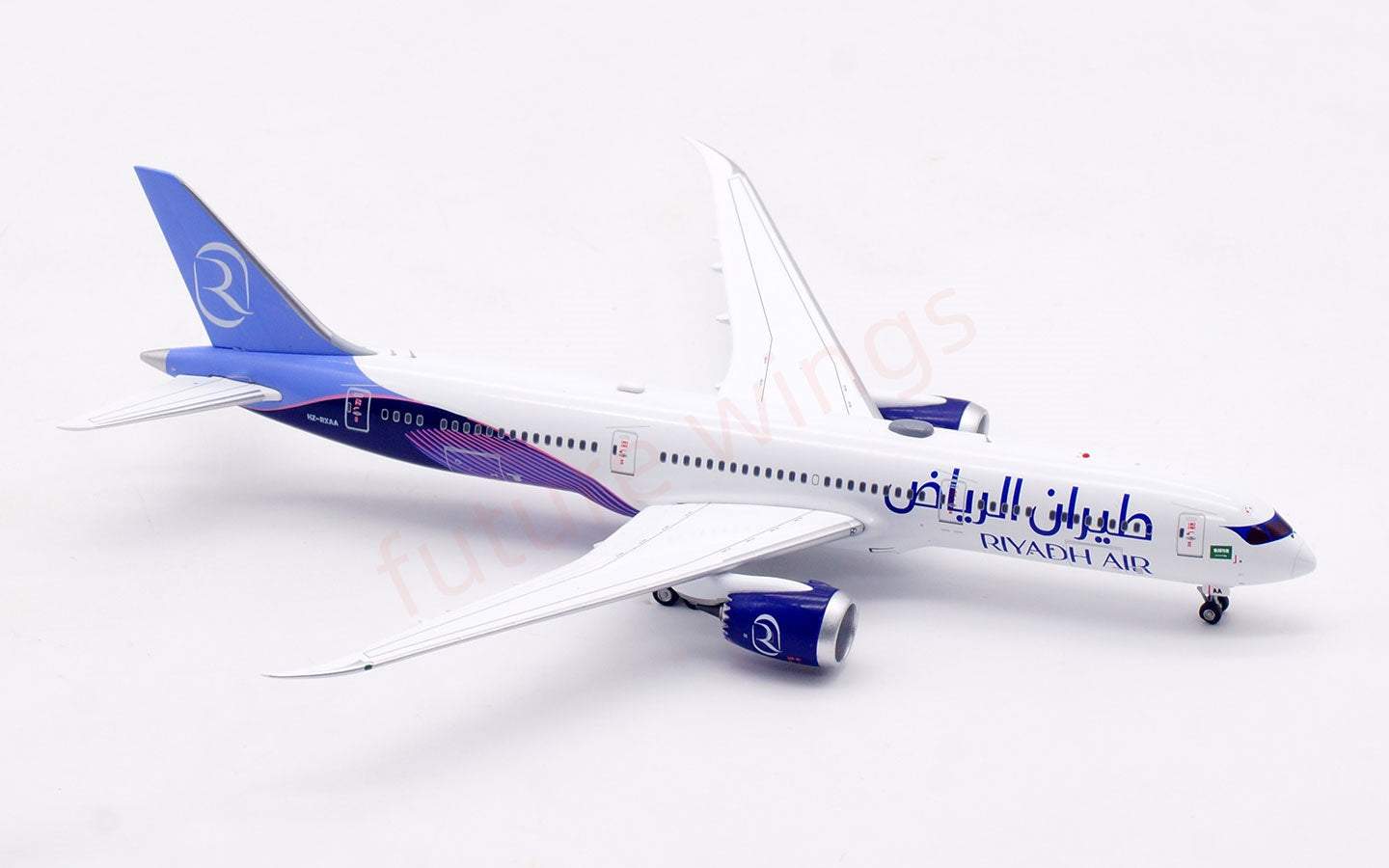 1:400 Aviation400 Riyadh Air B787-9 HZ-RXAA Aircraft Model Free Tractor +Stand