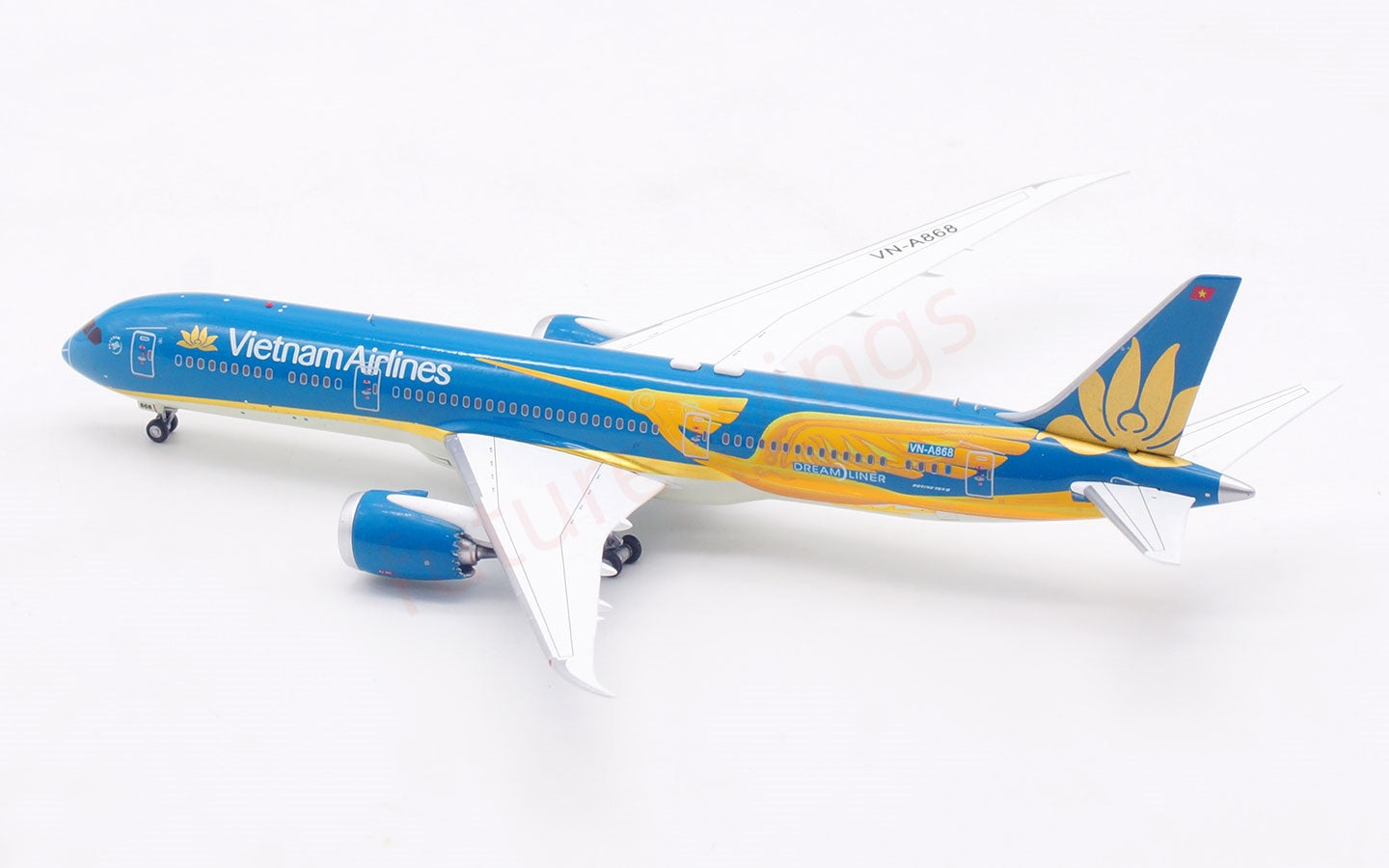 1:400 Aviation400 Vietnam Airlines B787-9 VN-A868 Aircraft Model Free Tractor+Stand