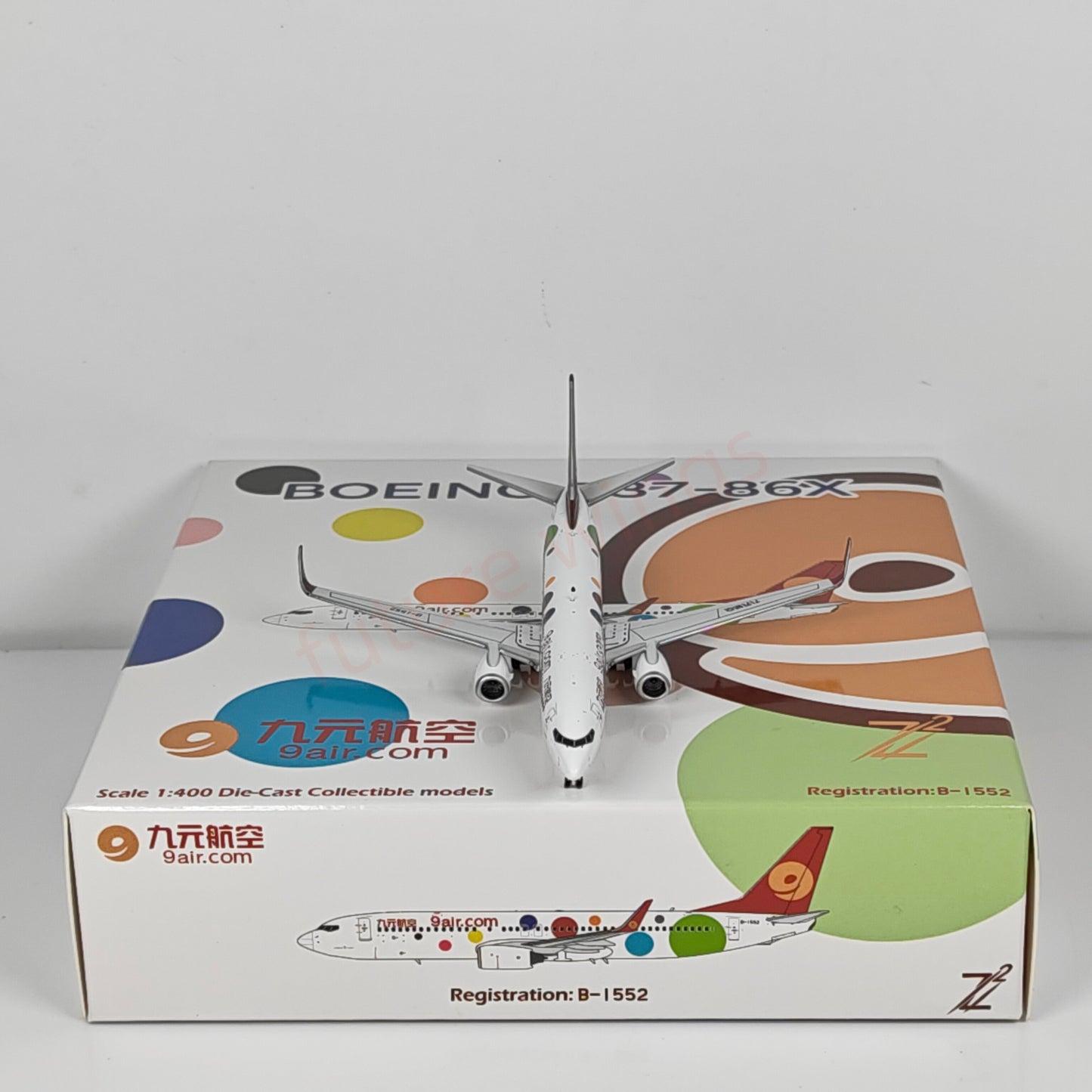 1:400 Z² Model 9Air B737-800 B-1552 Aircraft Model+Free Tractor