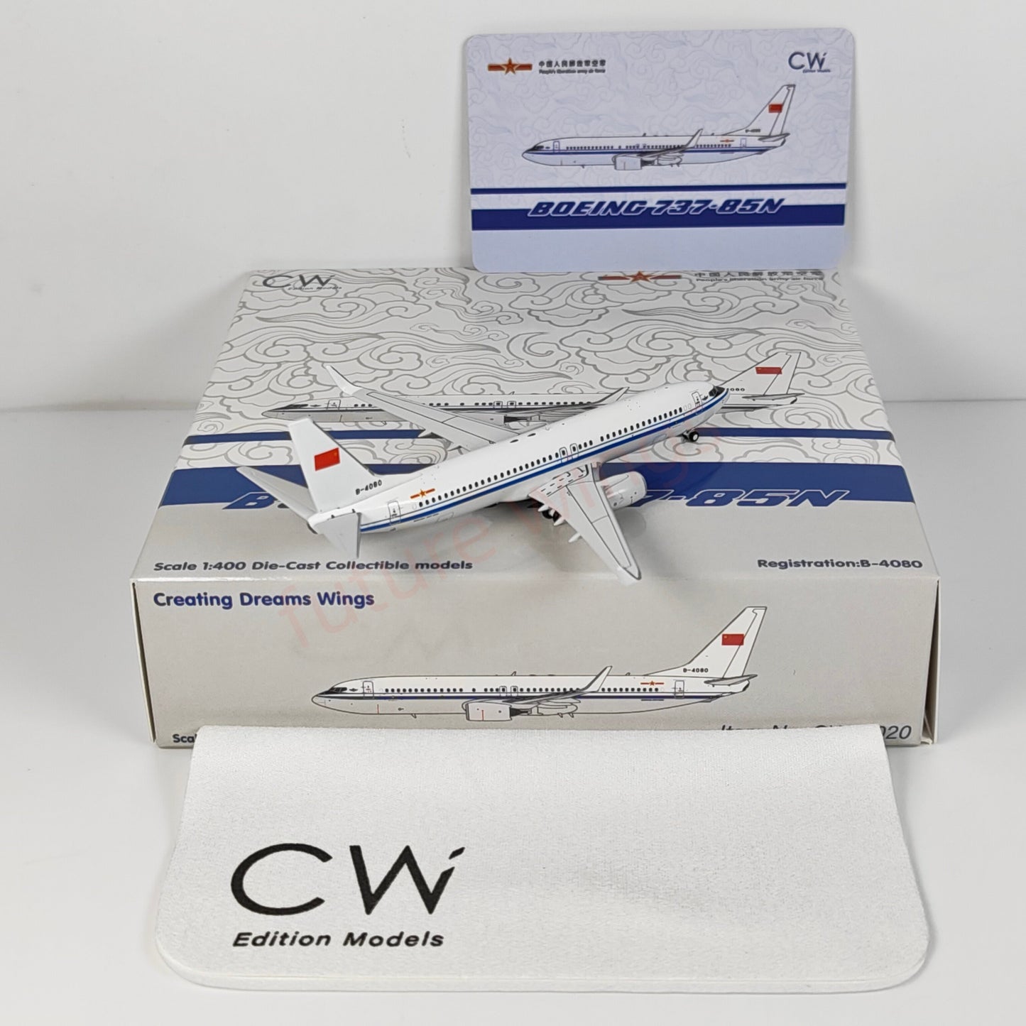1:400 CW MODEL PLAAF B737-800 B-4080 Aircraft Model+Free Tractor