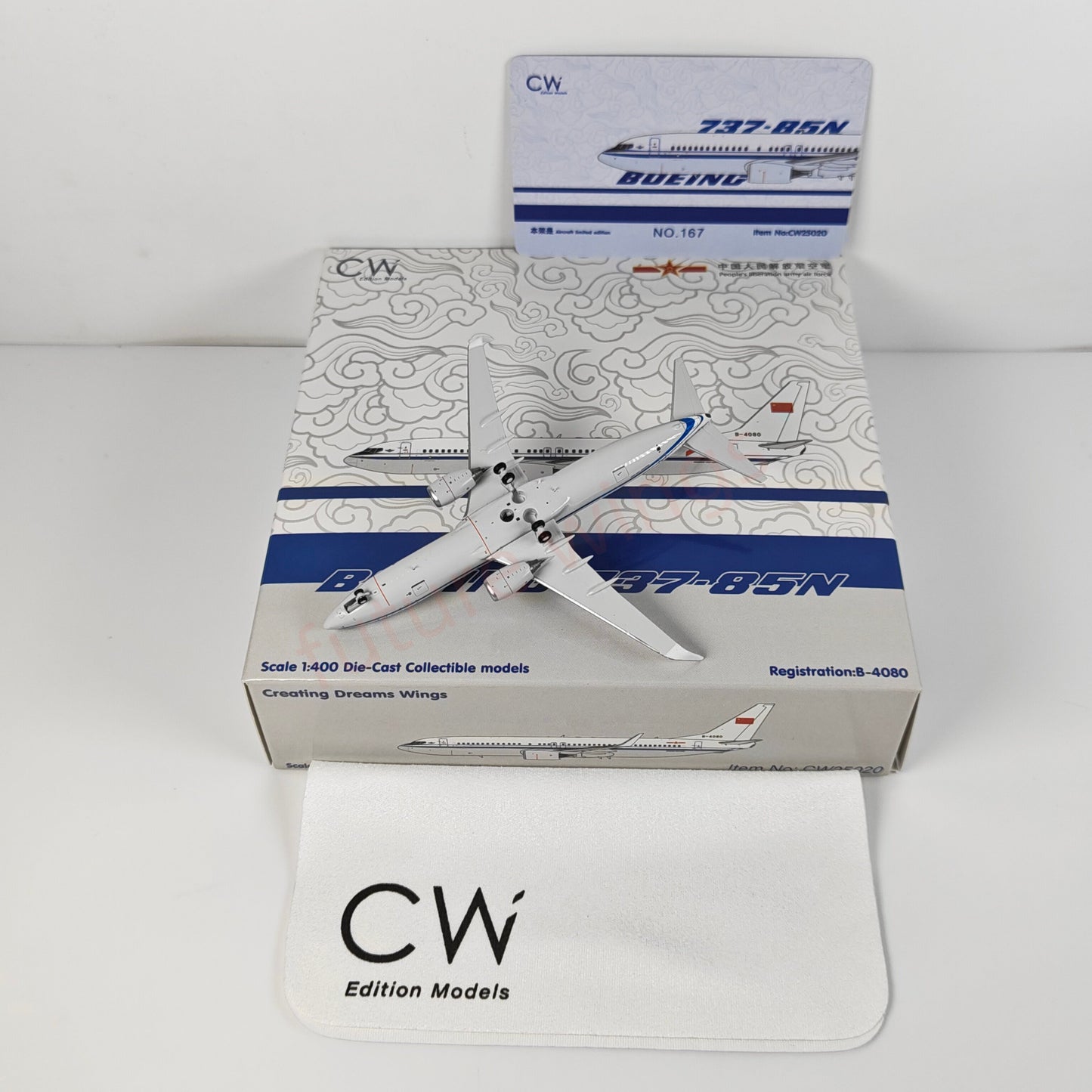 1:400 CW MODEL PLAAF B737-800 B-4080 Aircraft Model+Free Tractor