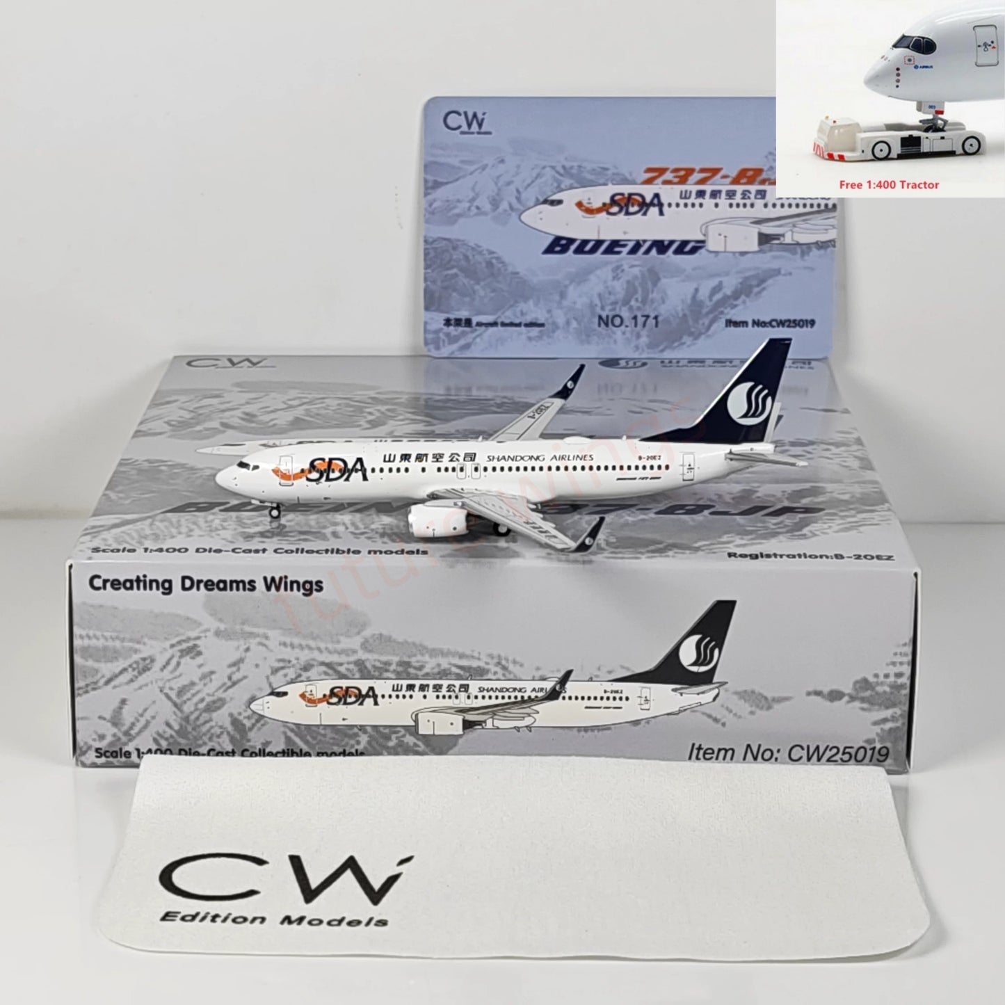 1:400 CW MODEL ShangDong Airlines B737-800 B-20EZ Aircraft Model+Free Tractor