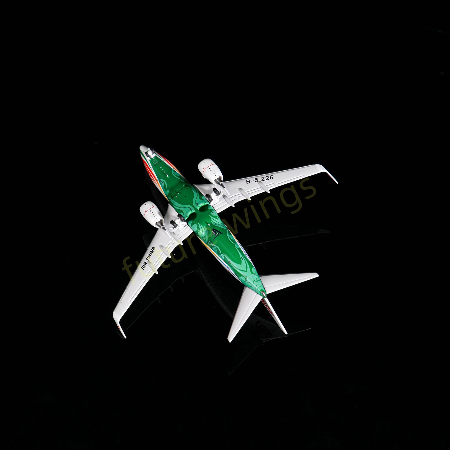 1:400 AeroPolaris Air China B737-700 B-5226 Aircraft Model+Free Tractor