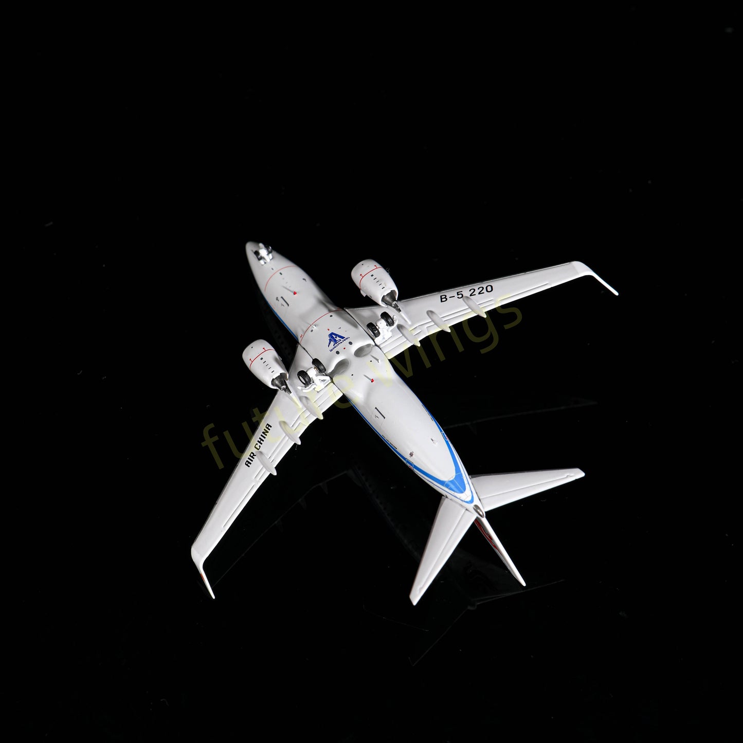 1:400 AeroPolaris Air China B737-700 B-5220 Aircraft Model+Free Tractor