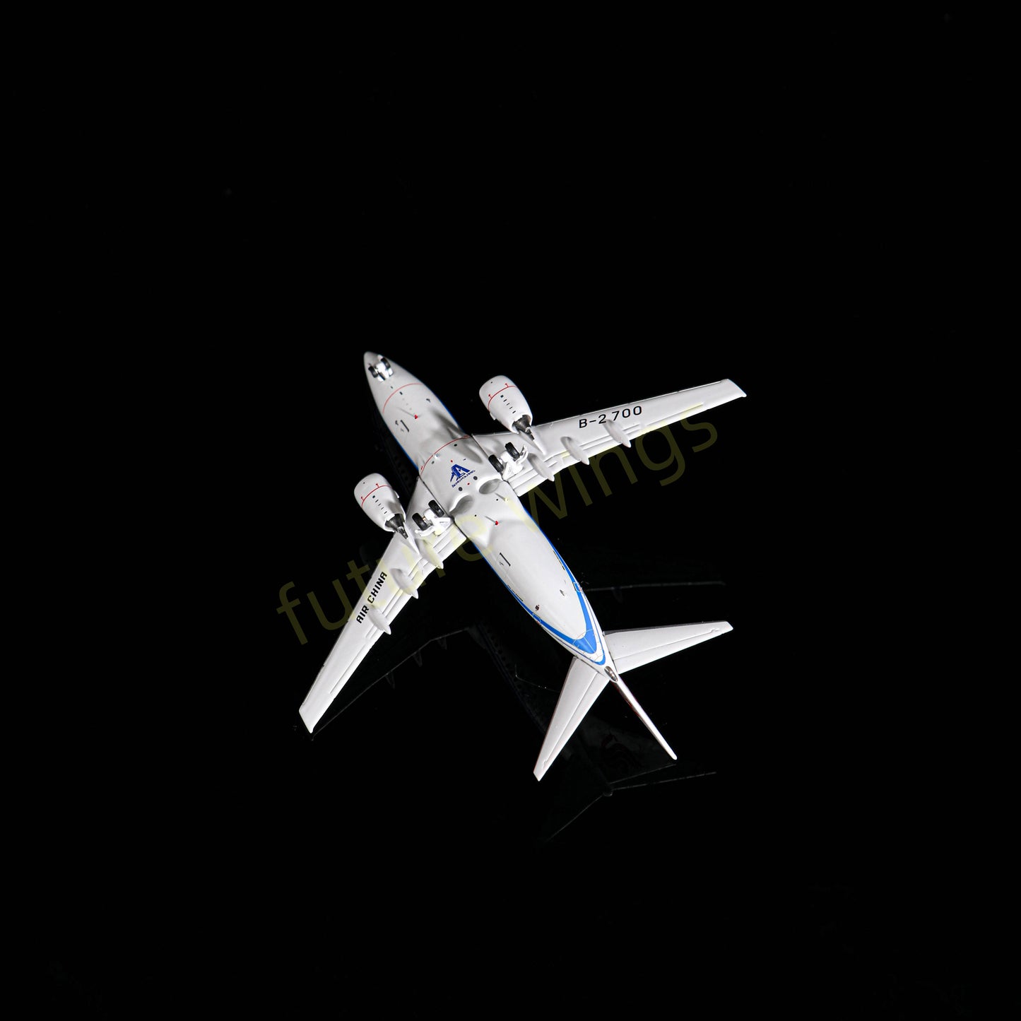 1:400 AeroPolaris Air China B737-700 B-2770 Aircraft Model+Free Tractor